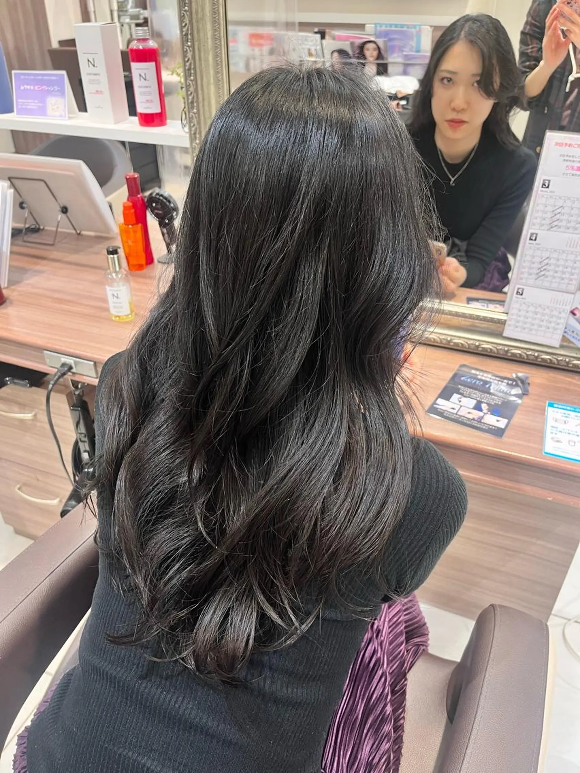 セミロング ヘアアレンジ ヨシンモリ 韓国風ヘア ナチュラル暖色カラー 🤎 佐藤栞のヘアスタイル