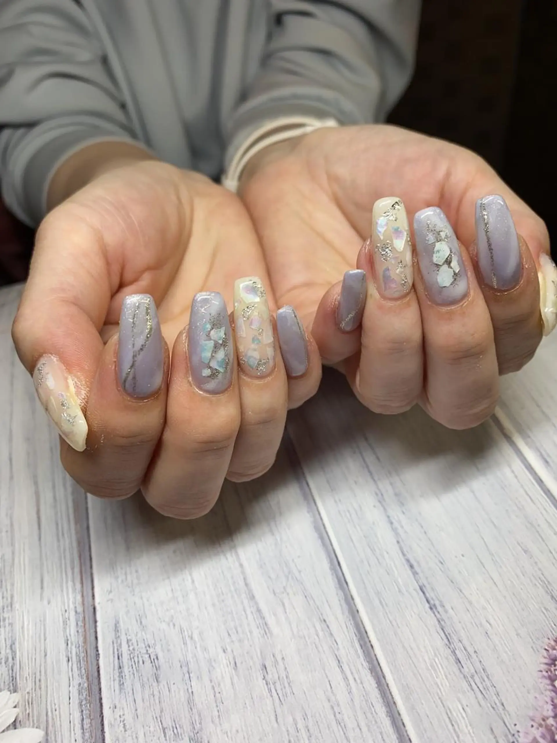 ネイル 持ち込み R.I所属・R.I みちのネイルデザイン