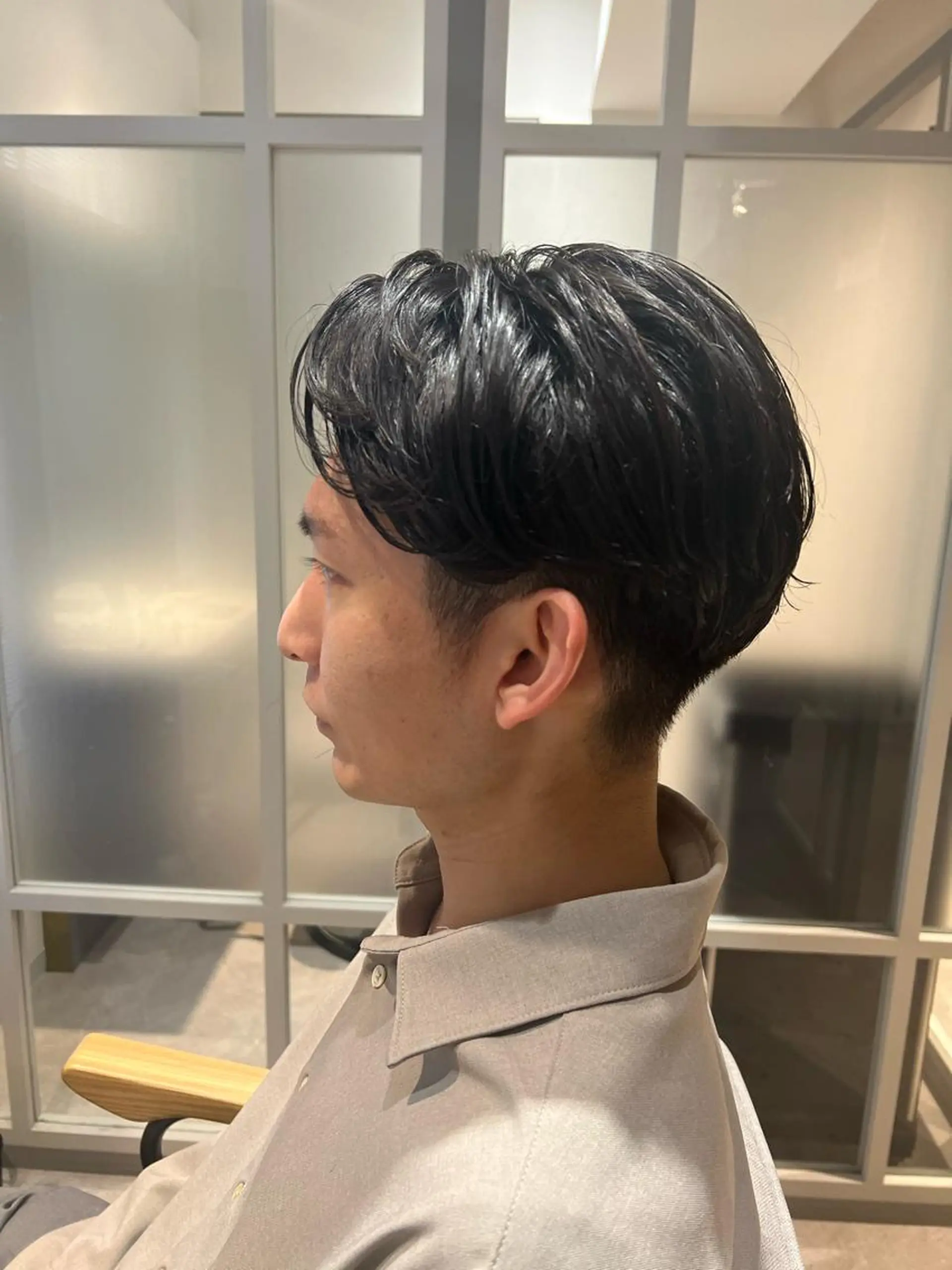 パーマ メンズ センターパート マッシュ メンズパーマ メンズショート ツイストスパイラルパーマ カット パーマ ⭕️メンズパーマ⭕️ 山口 裕太郎のヘアスタイル