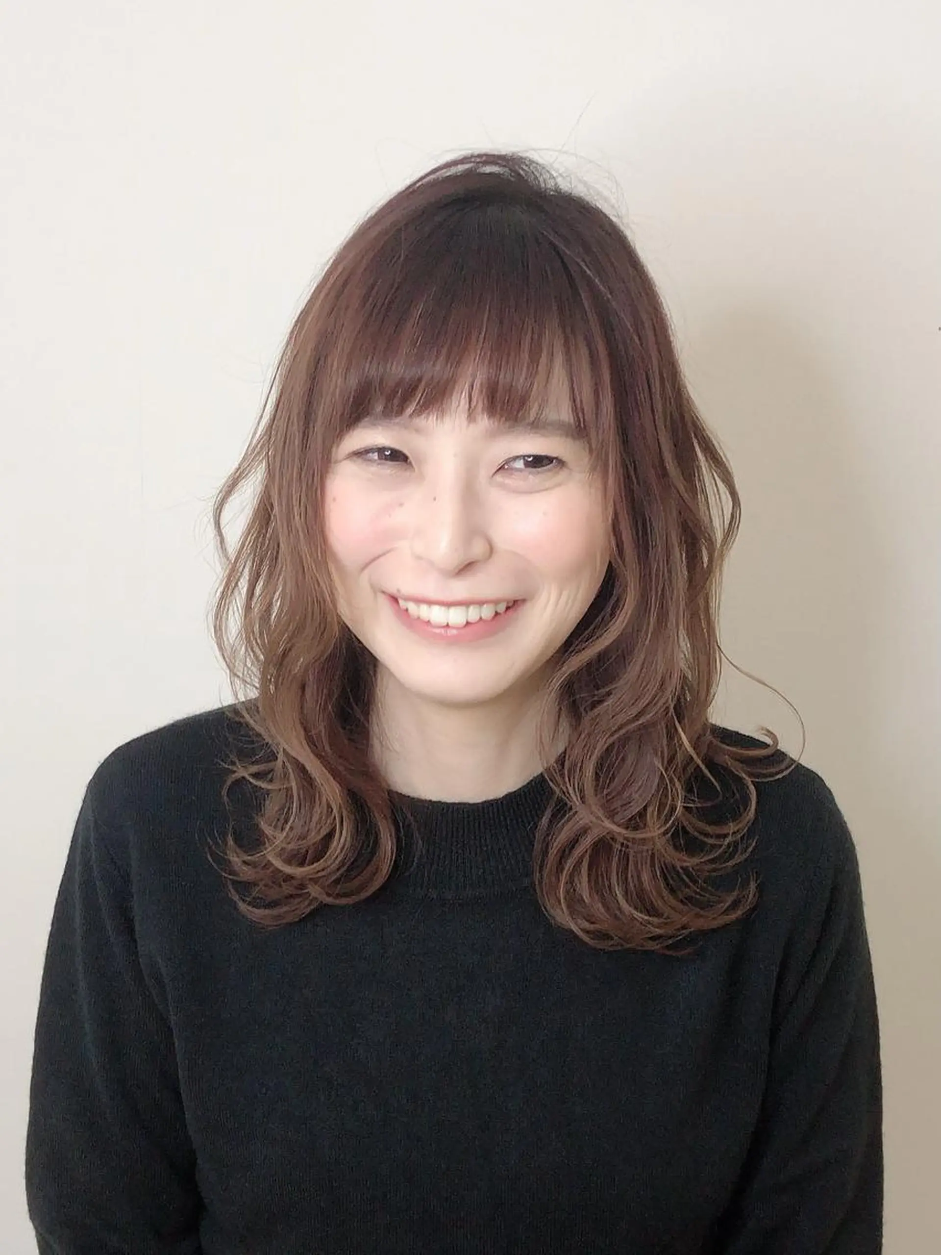 セミロング カラー ベージュカラー 透明感カラー イルミナカラー ミルクティーベージュ 門田 恭弥のヘアスタイル