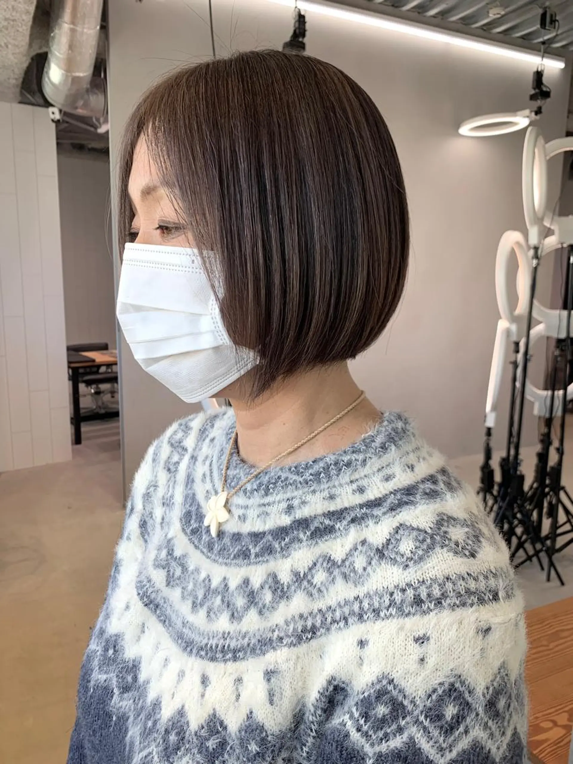 ショート カラー グレージュ ハイライトカラー ボブ ハイライト 海外ヘアー 山村拓士のヘアスタイル
