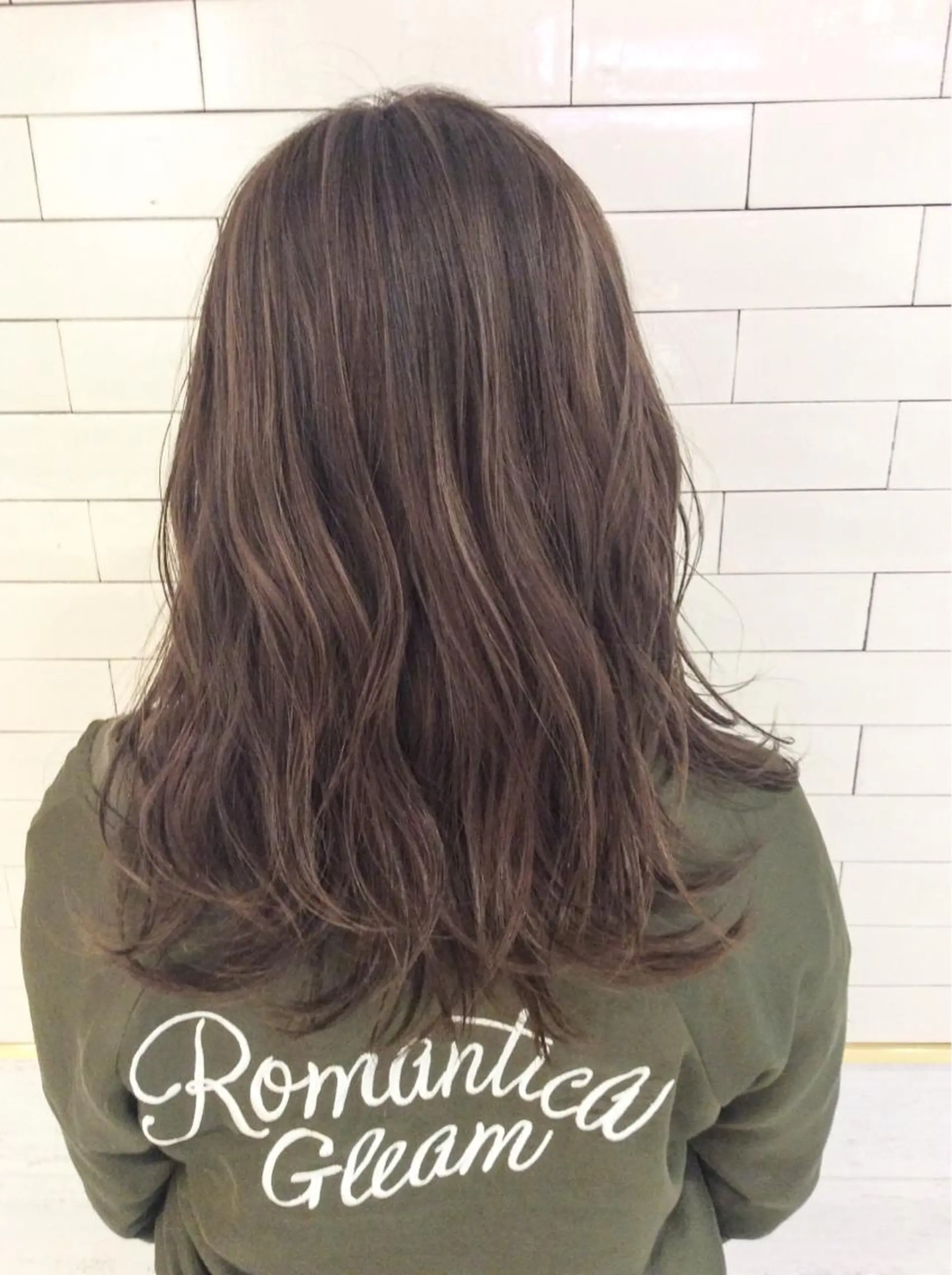 セミロング カラー レイヤーカット× 髪質改善たもりのヘアスタイル