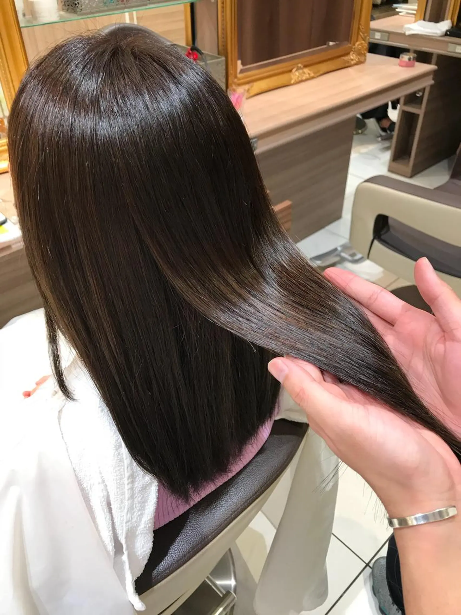 セミロング パーマ 縮毛矯正 トリートメント 島袋 ナオユキのヘアスタイル