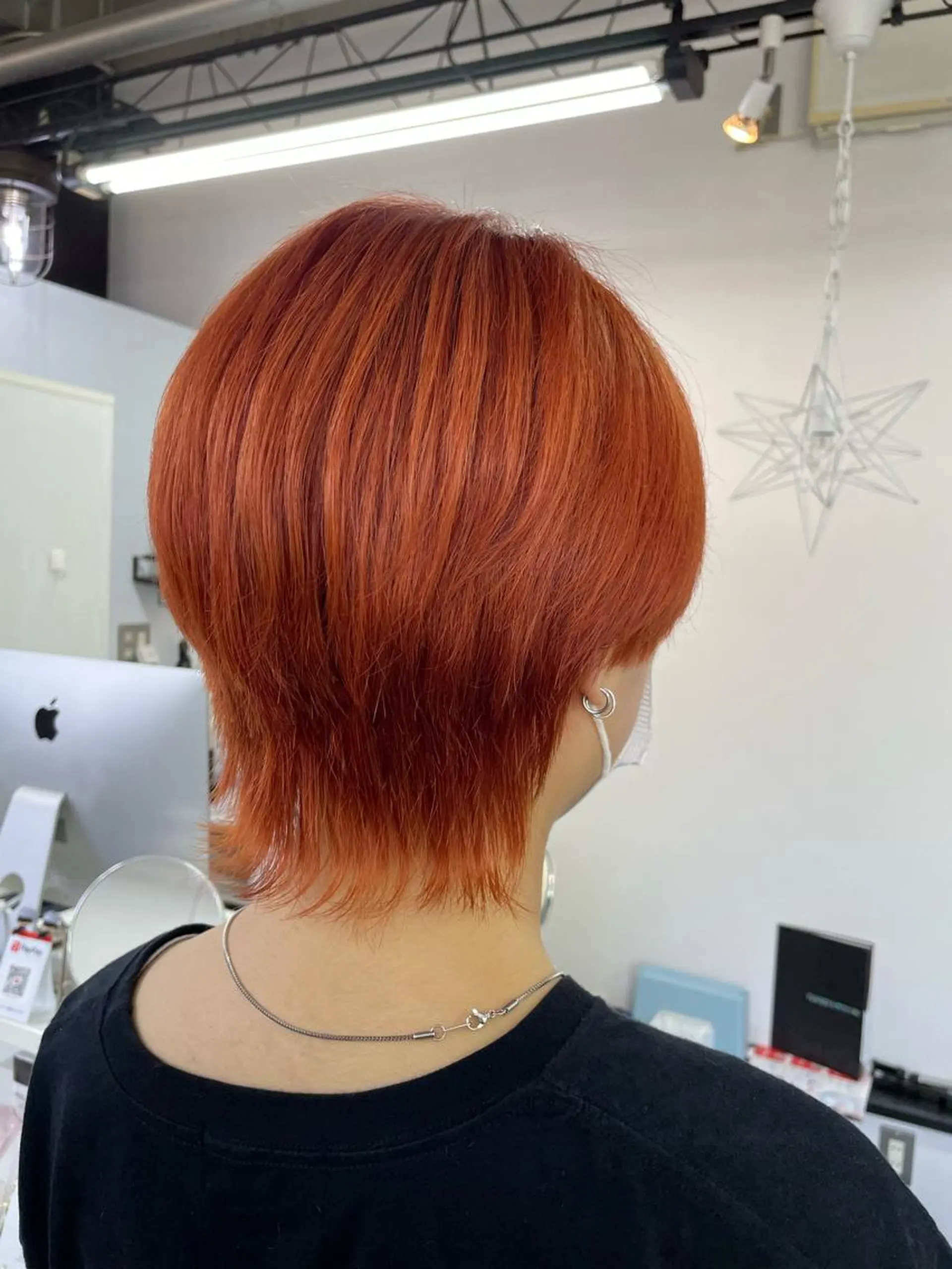 カラー オノ アカネのヘアスタイル