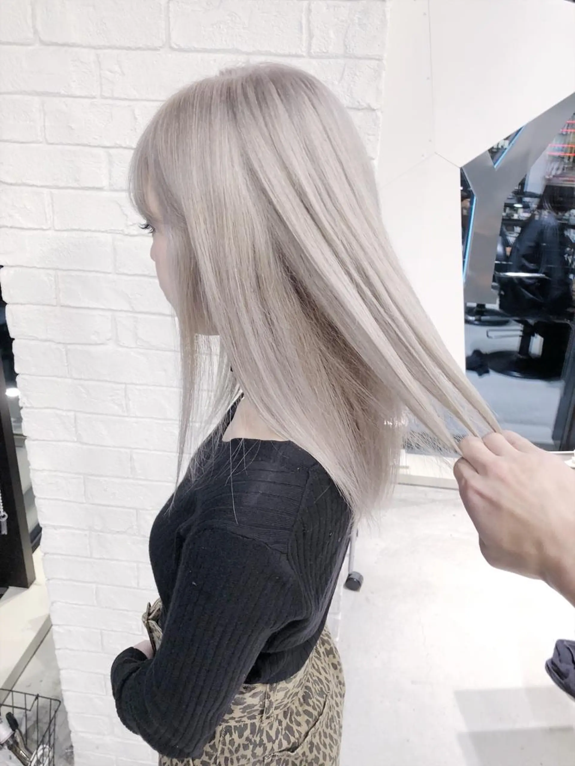 ミディアム カラー ブリーチ OTAKU HAIR STUDIO所属・shin✨今月注目✨ スタイリスト（急募）のヘアスタイル