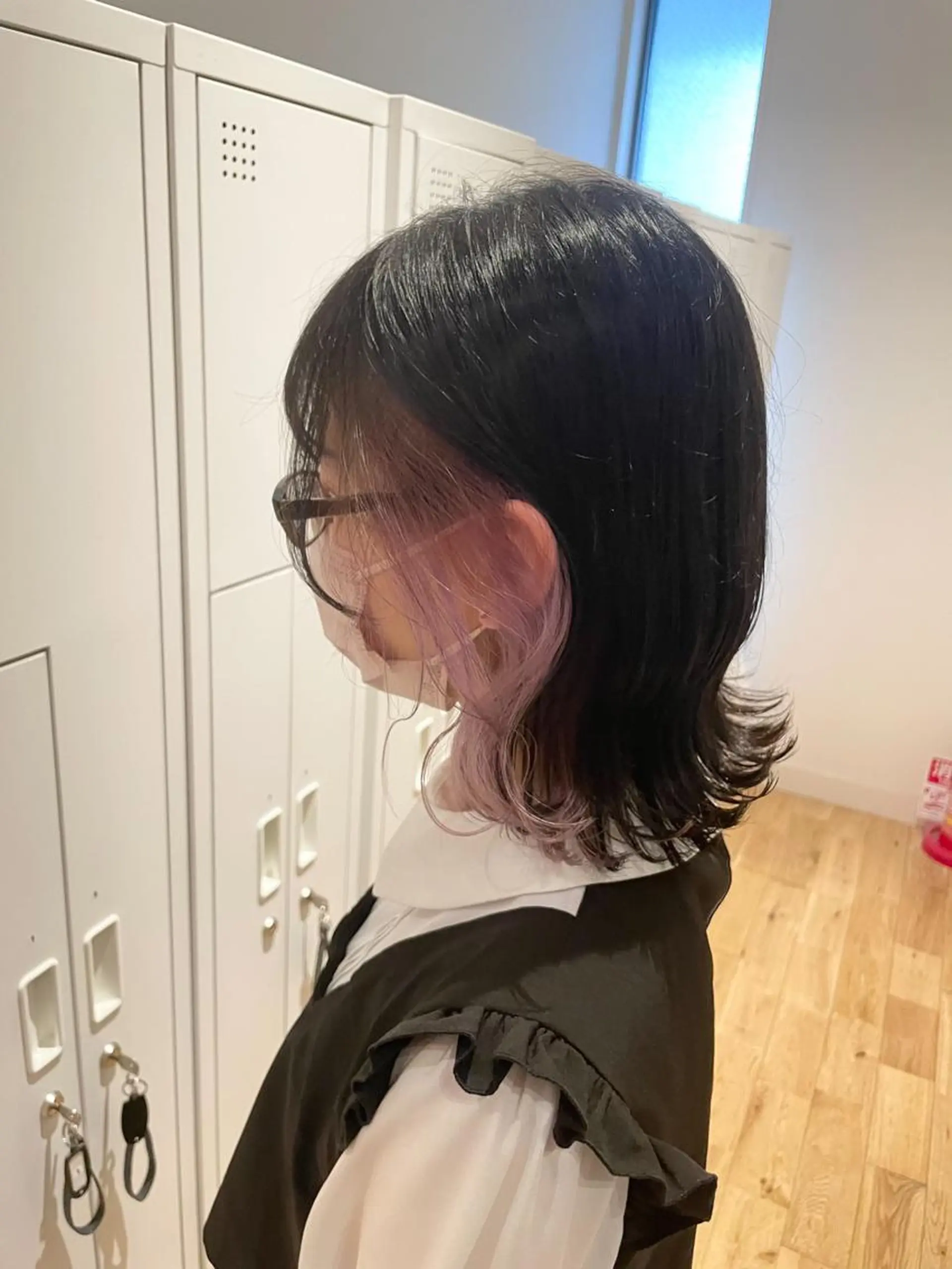 ミディアム カラー イヤリングカラー unique RINNEのヘアスタイル