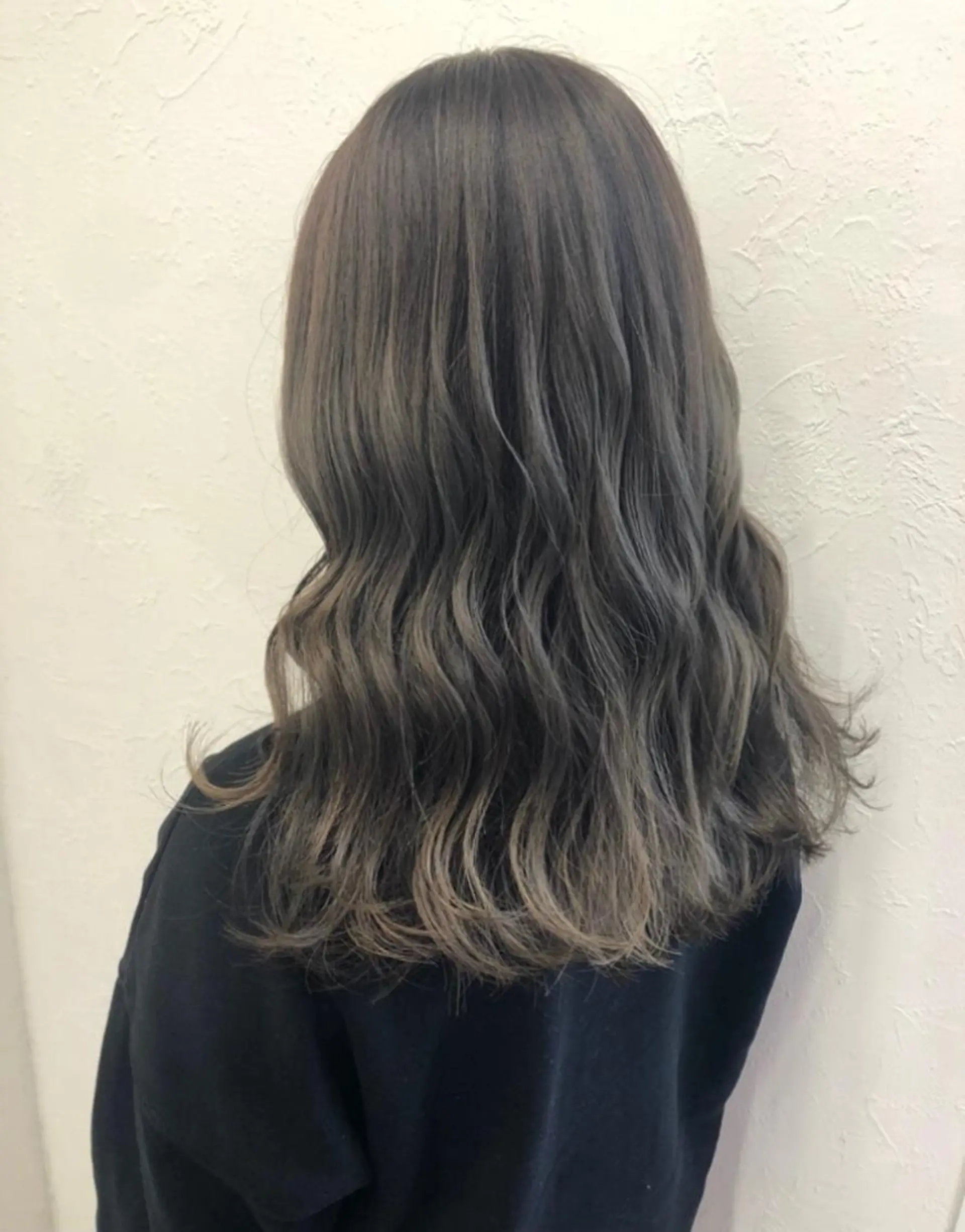 ロング カラー グレージュ ヘアカラー 2nd所属・🤍2nd🤍田所 美希のヘアスタイル