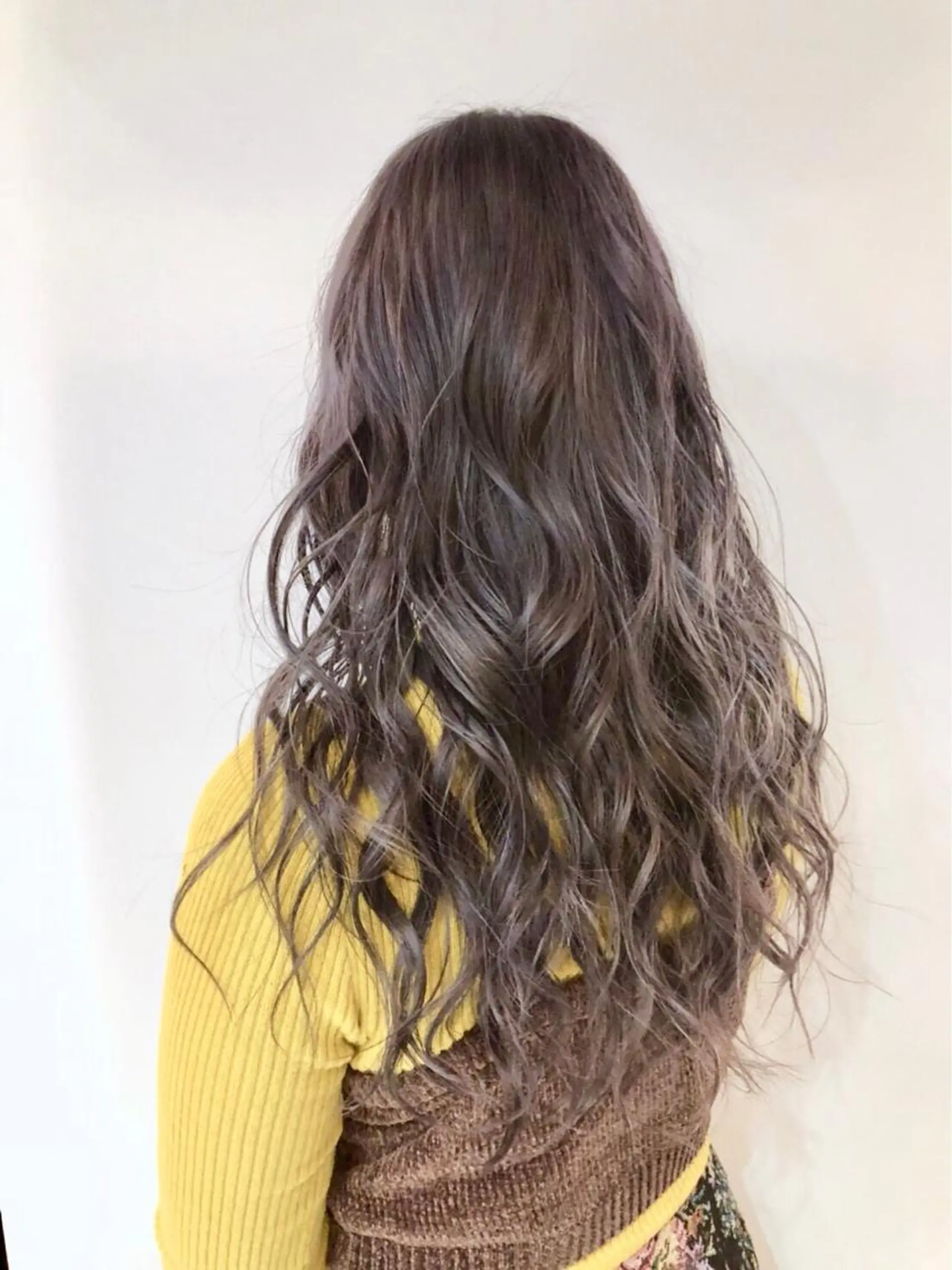 ロング カラー アッシュ パープルカラー パープルアッシュ 女性リピ90%🍨 🩷佐藤みずきのヘアスタイル