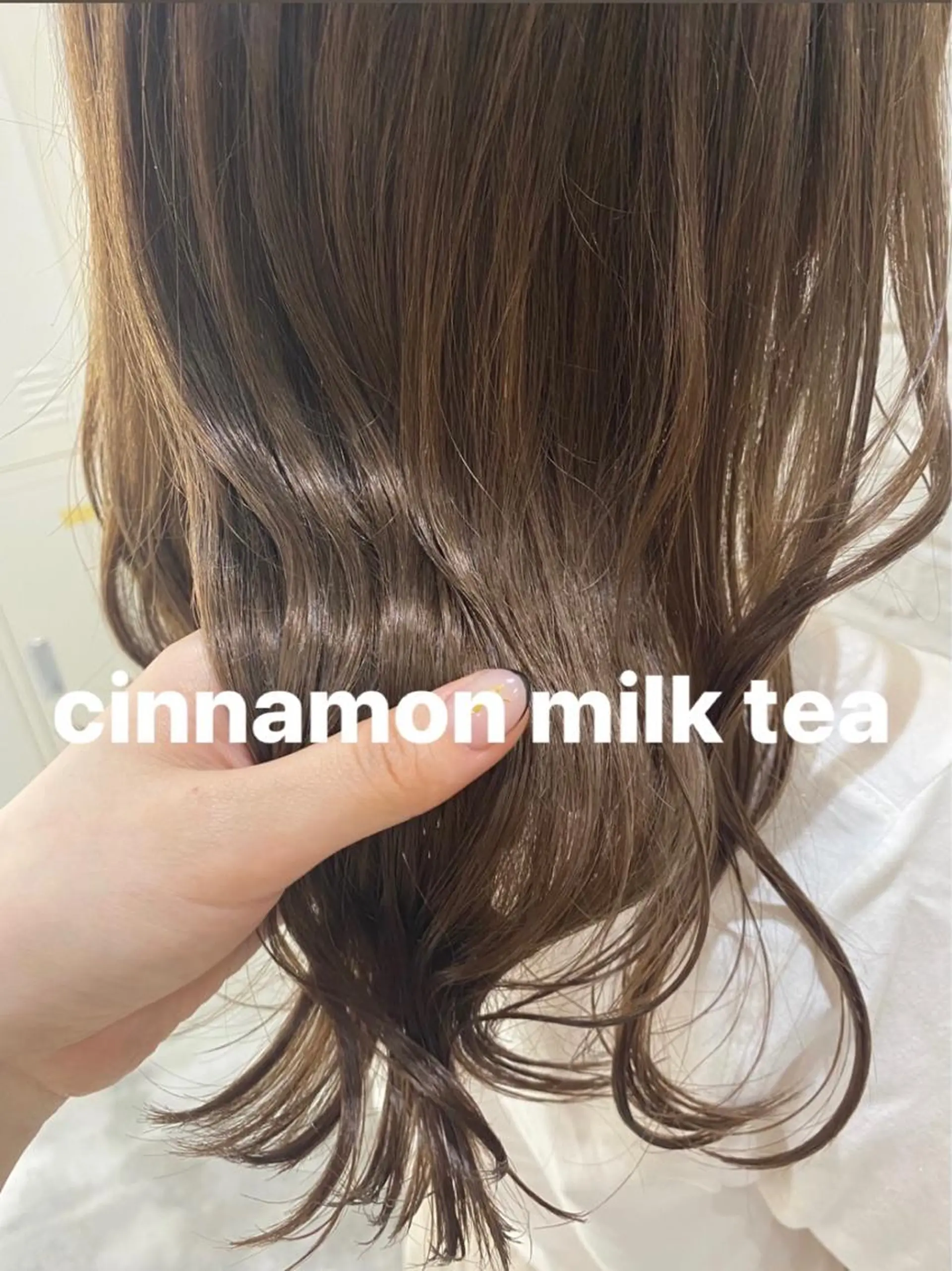 セミロング カラー カット ヘアカラー トリートメント ENIF ヤマグチアツコのヘアスタイル