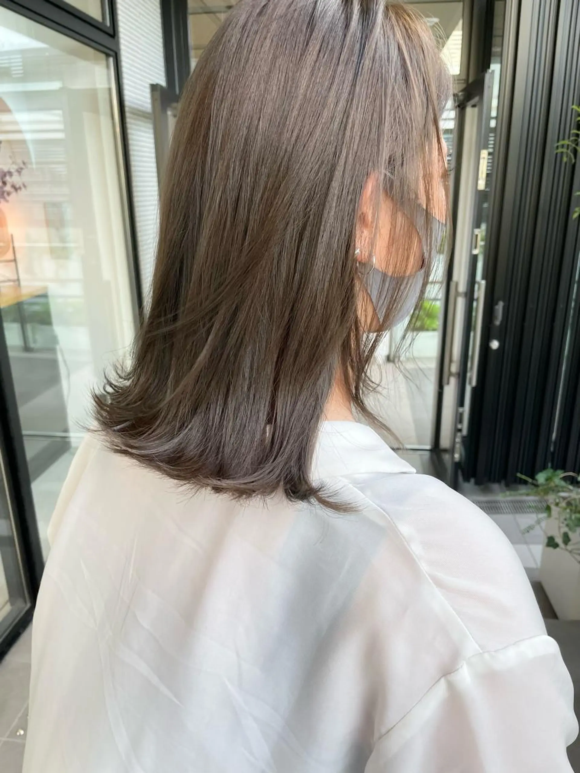 ミディアム カラー 透明感カラー ハイライトカラー オレンジ ハイライト ヘアカラー マエダ リョウのヘアスタイル