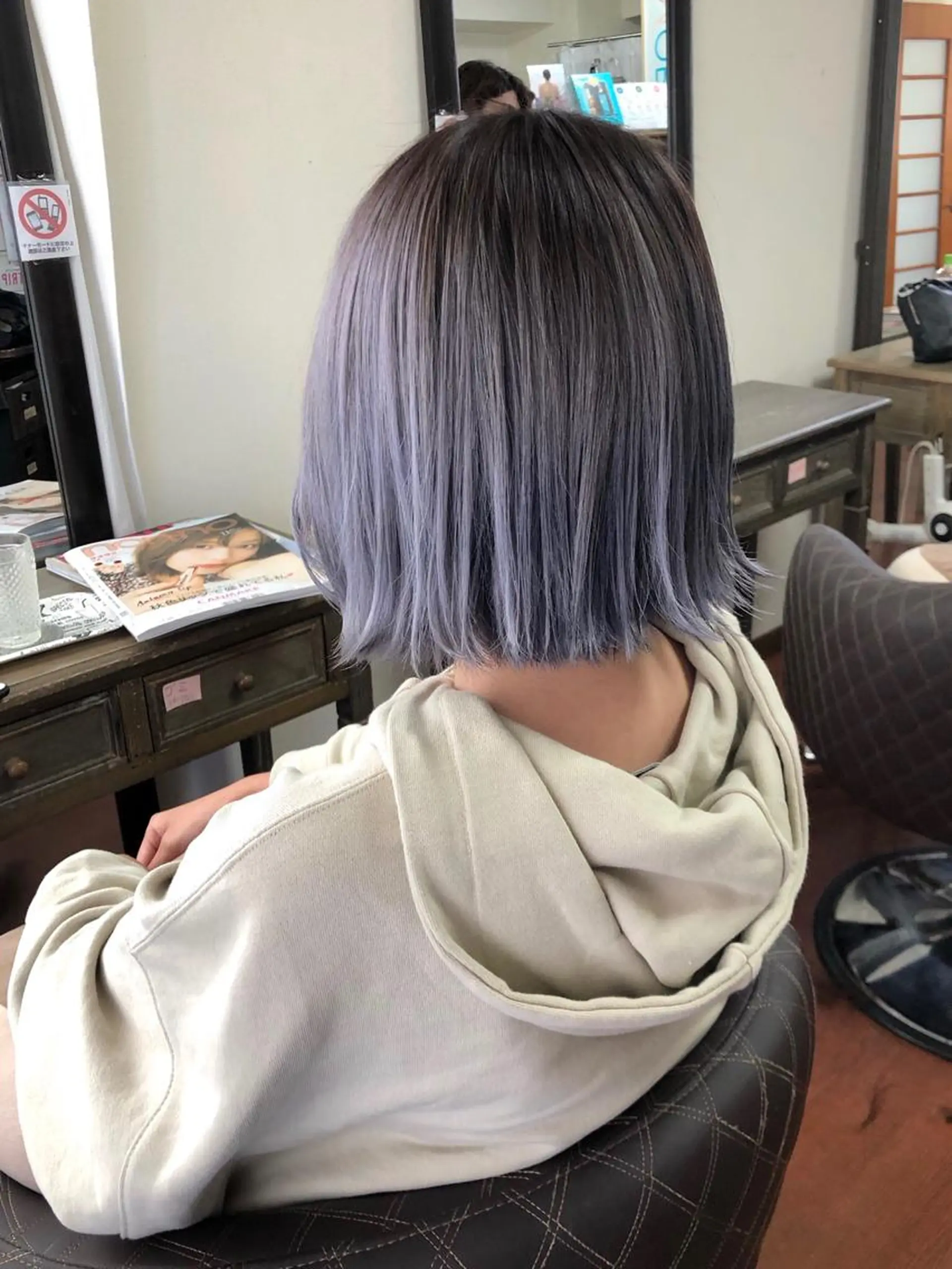 ミディアム カラー グラデーションカラー パープルカラー ヘアカラー トリートメント 是枝 さくらのヘアスタイル