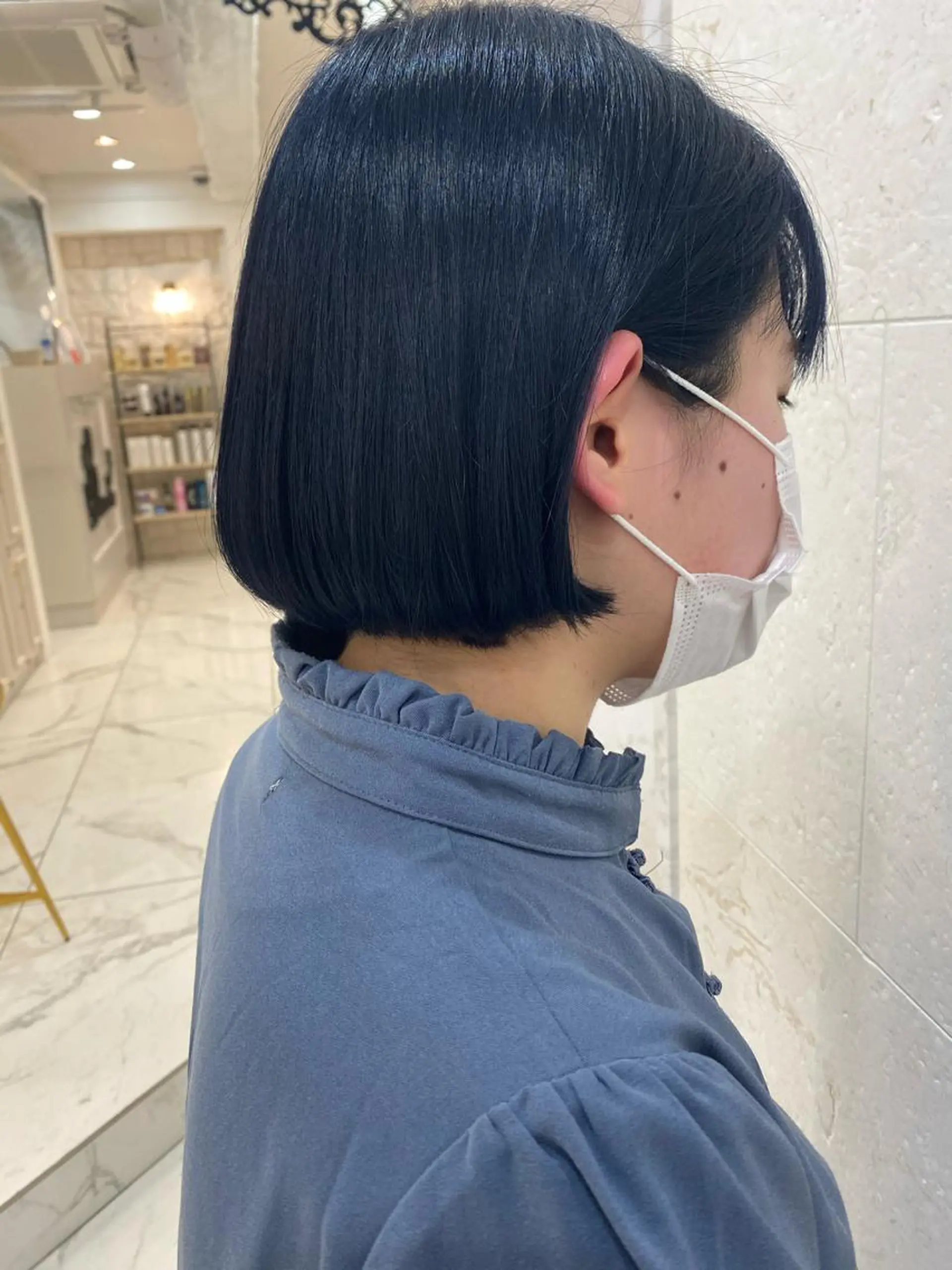ショート カラー ネイビーカラー ボブ shanti 渡辺新也✂️のヘアスタイル