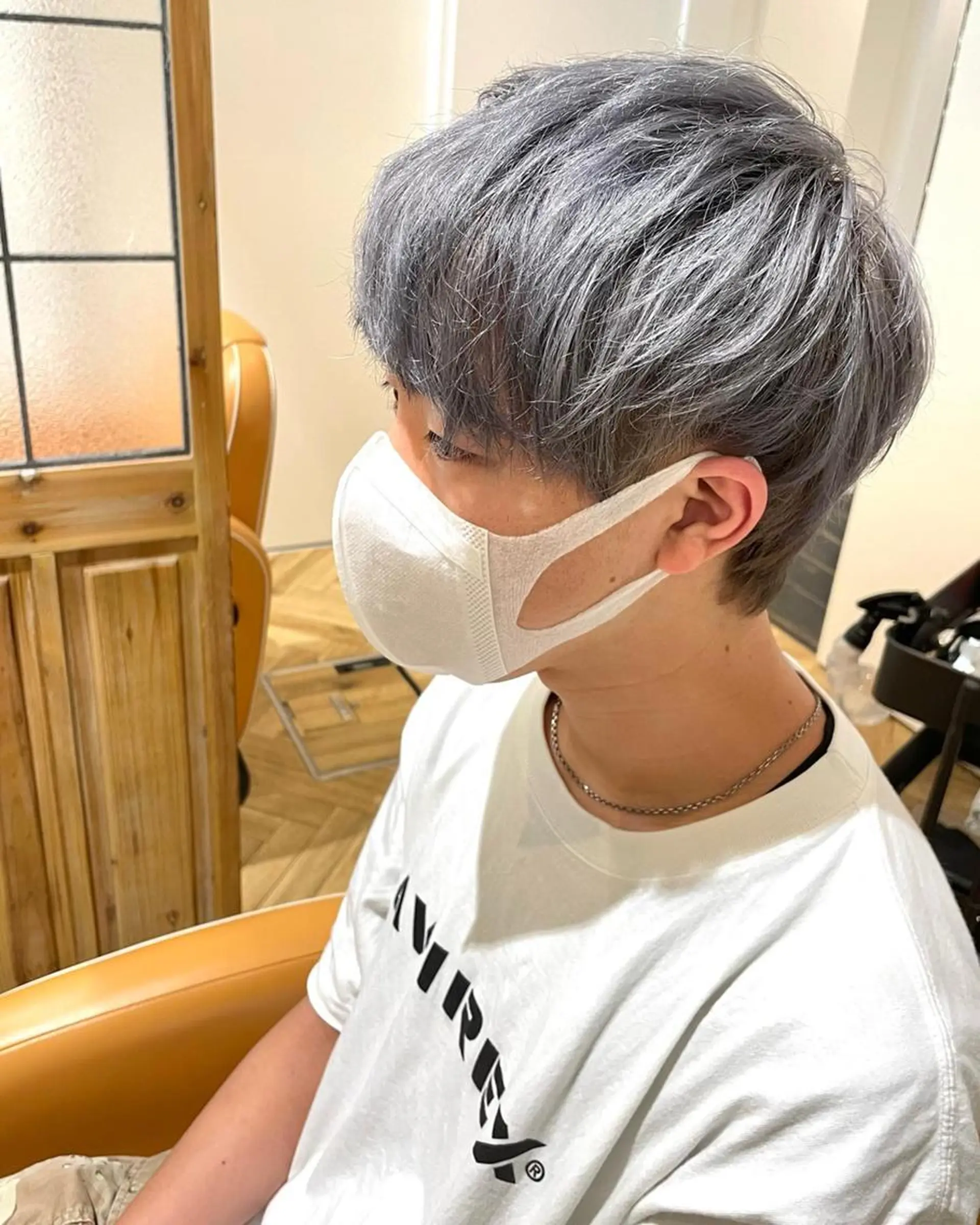 ミディアム カラー パーマ ヘアアレンジ メンズ キッズ ネイル マツエク・マツパ メンズハイトーン ブルーカラー ハイトーンカラー シルバー ブルー 🫧垢抜けヘア🫧 SHIORIのヘアスタイル