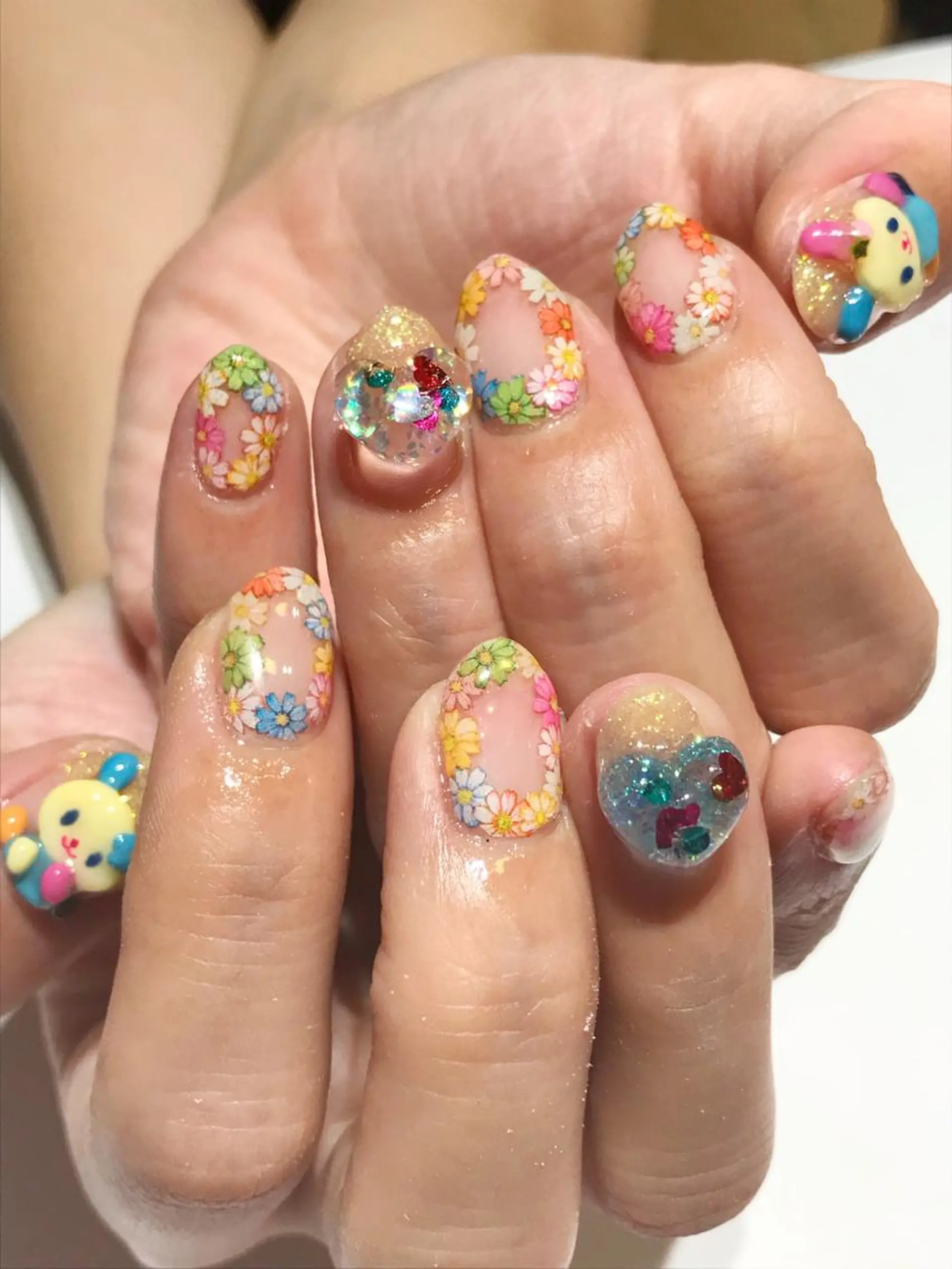 ネイル アートネイル ジェルネイル YUN 💅のネイルデザイン