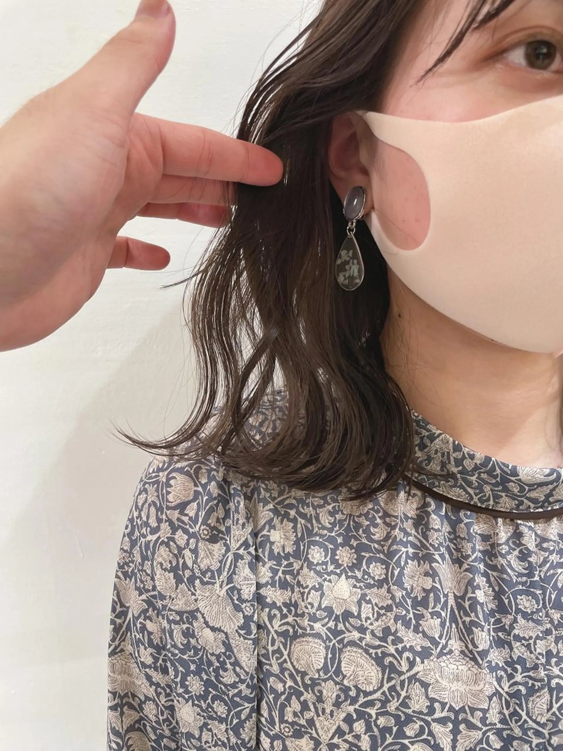 ミディアム カラー カット ぱつっとボブ 古家 佑真のヘアスタイル