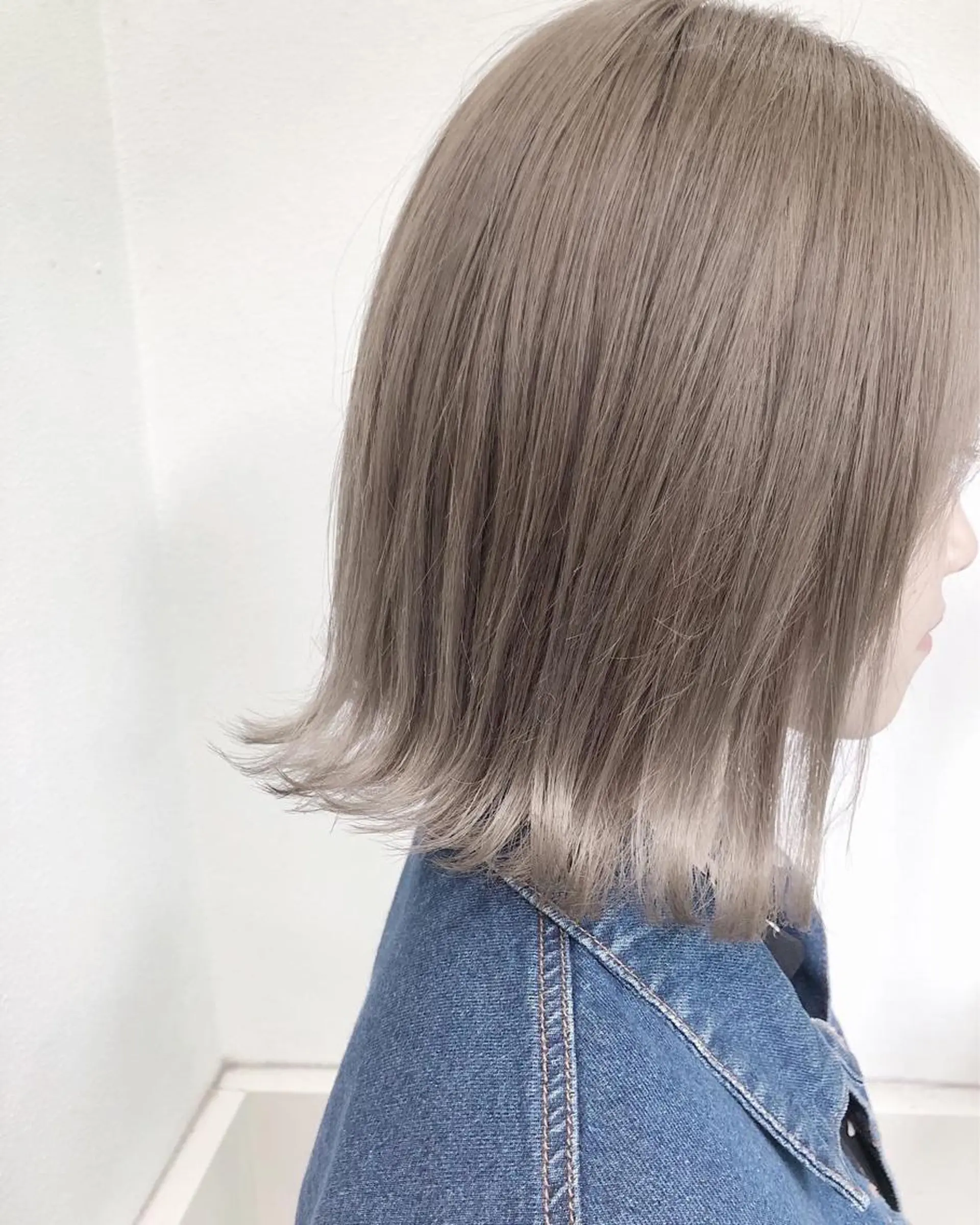 ミディアム カラー mimiiy梅田 中崎町ハイトーンのヘアスタイル