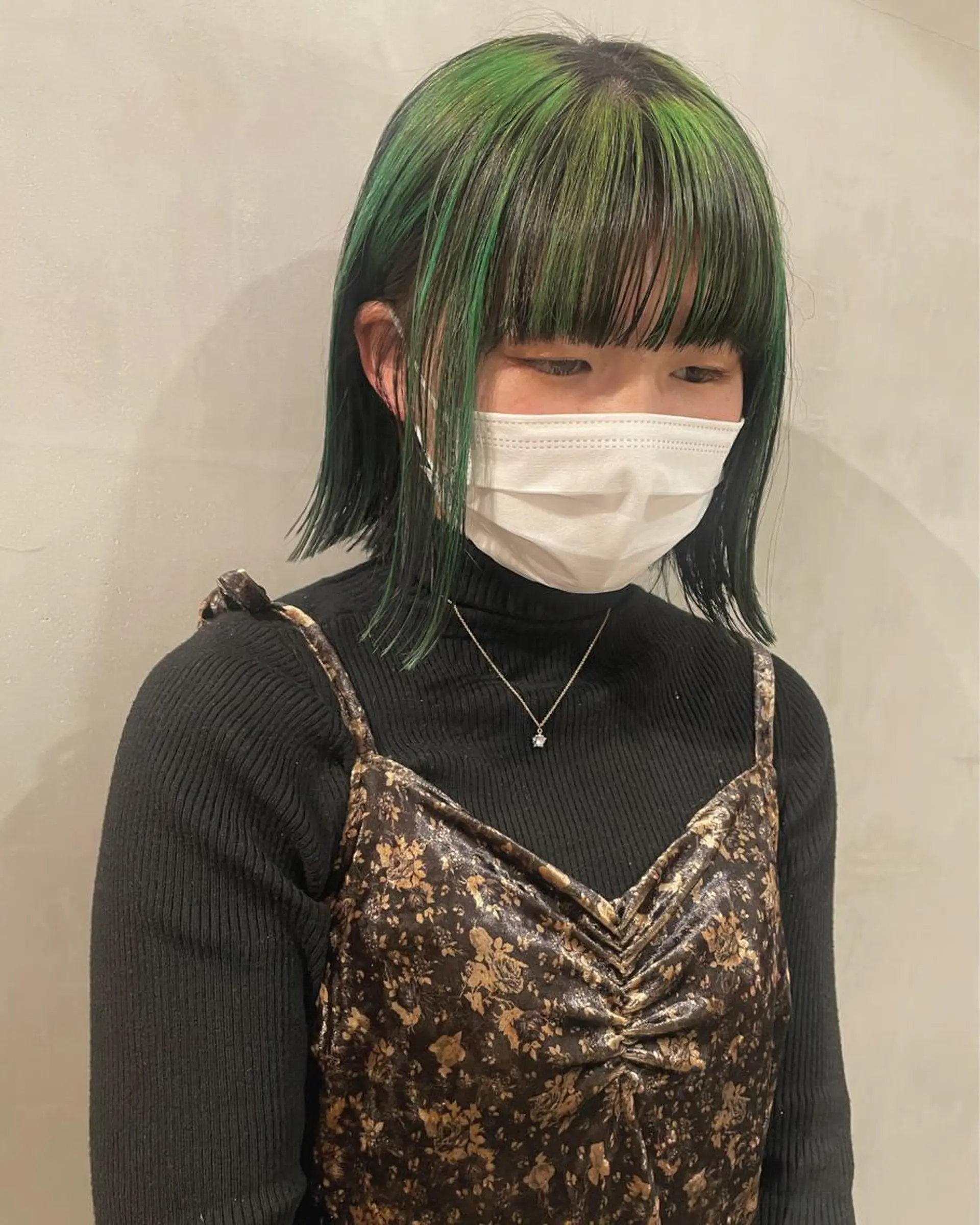 ミディアム カラー ヘアカラー 優 作のヘアスタイル