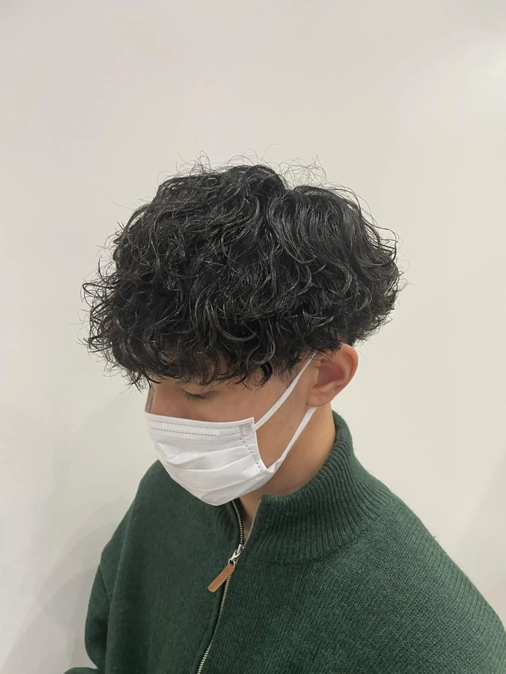 ミディアム パーマ メンズ 🔥縦落ちツイスパ 🔥鈴木健紀のヘアスタイル