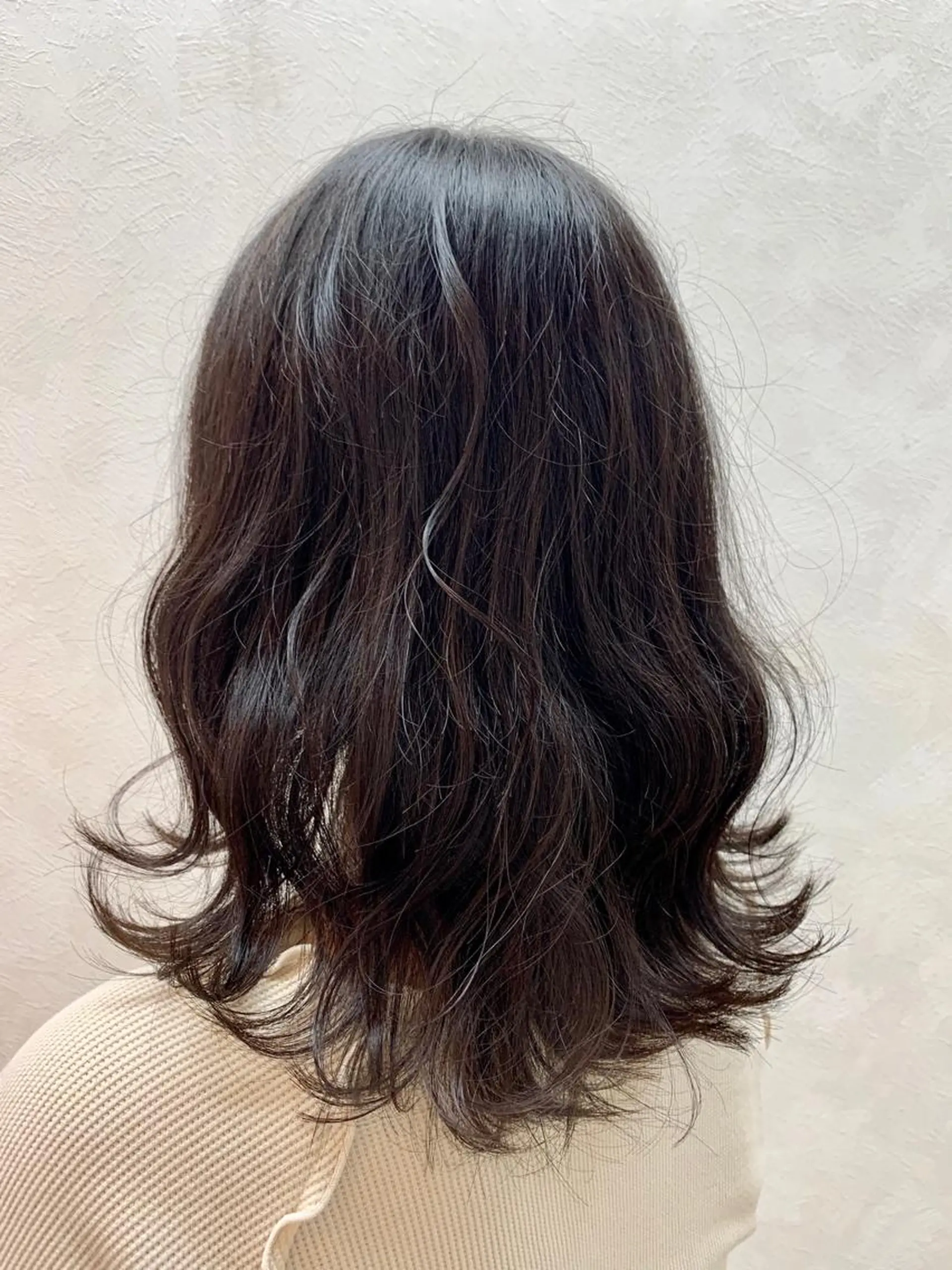 セミロング 加藤（旧姓　今竹） 遥花のヘアスタイル