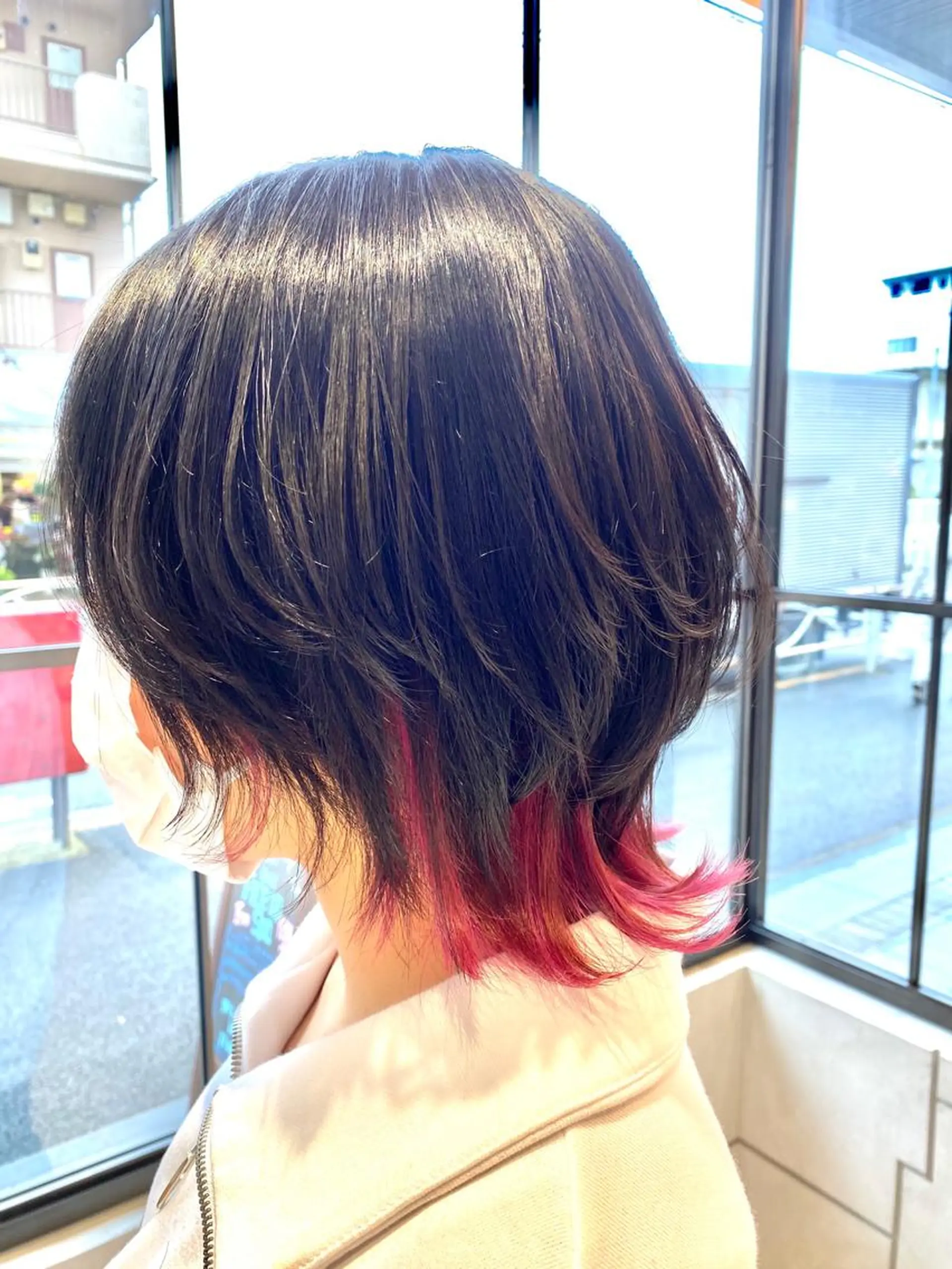 ショート カラー ボブ くびれヘア ウルフカット ウルフボブ カット 谷合 貴志のヘアスタイル