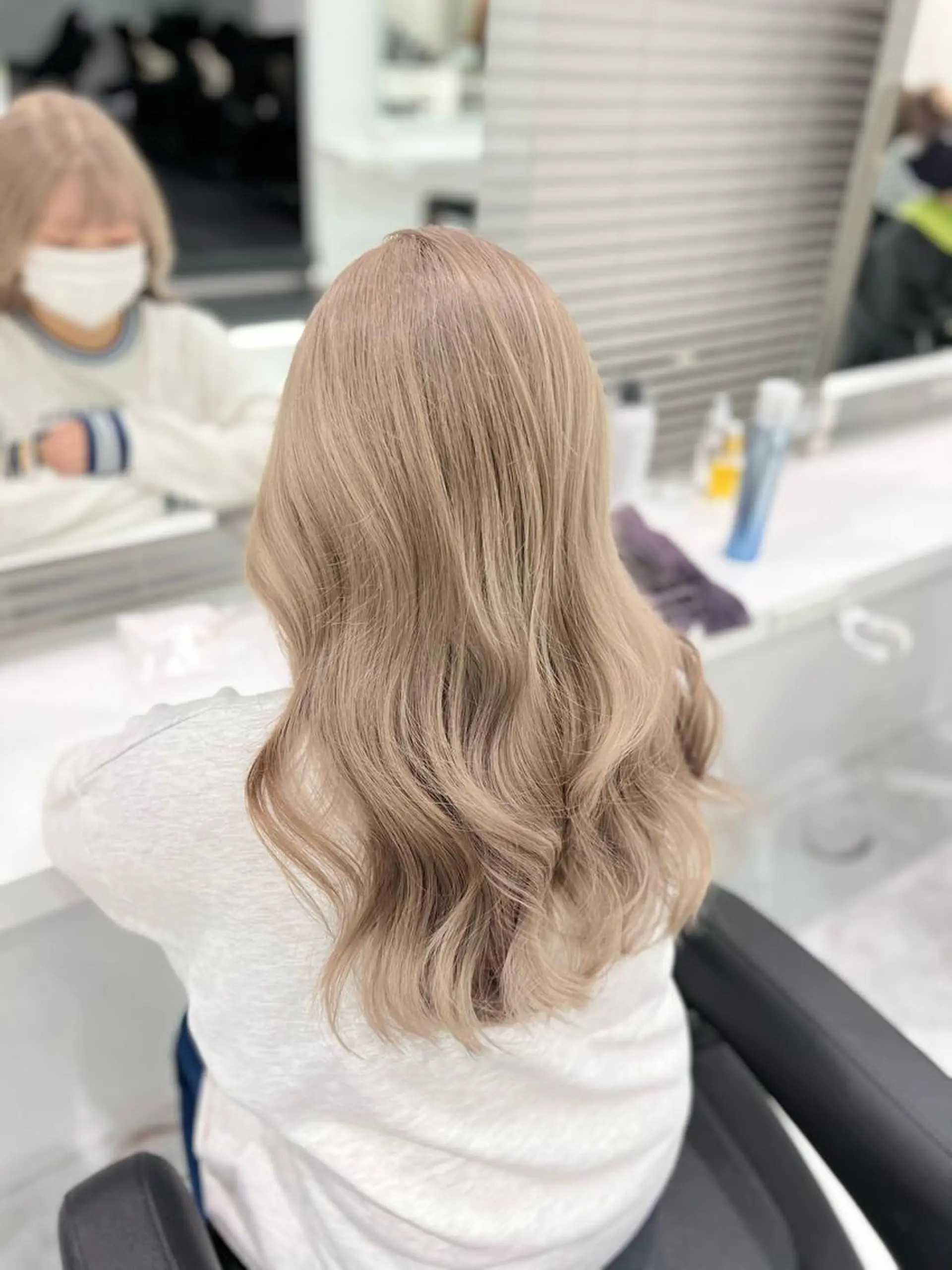 ロング ハイトーン/ケア ブリーチ/sEnAのヘアスタイル