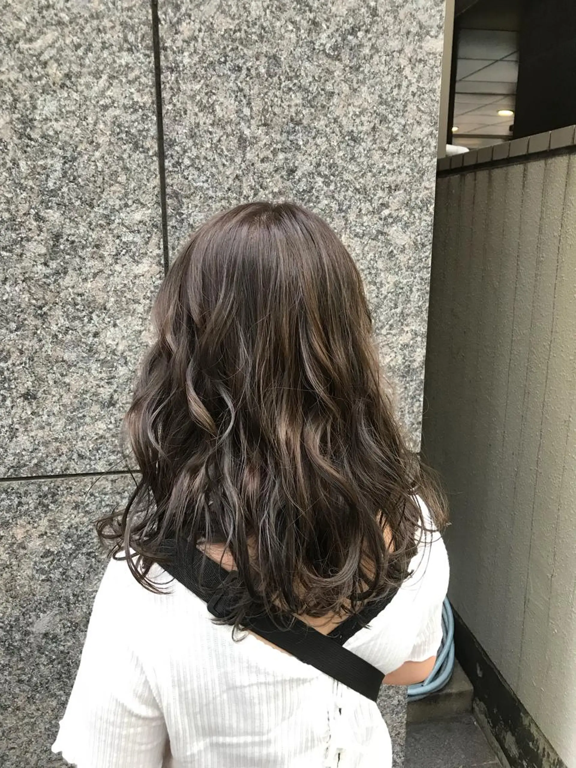 セミロング カラー ere hair salon所属・ere hair salonのヘアスタイル