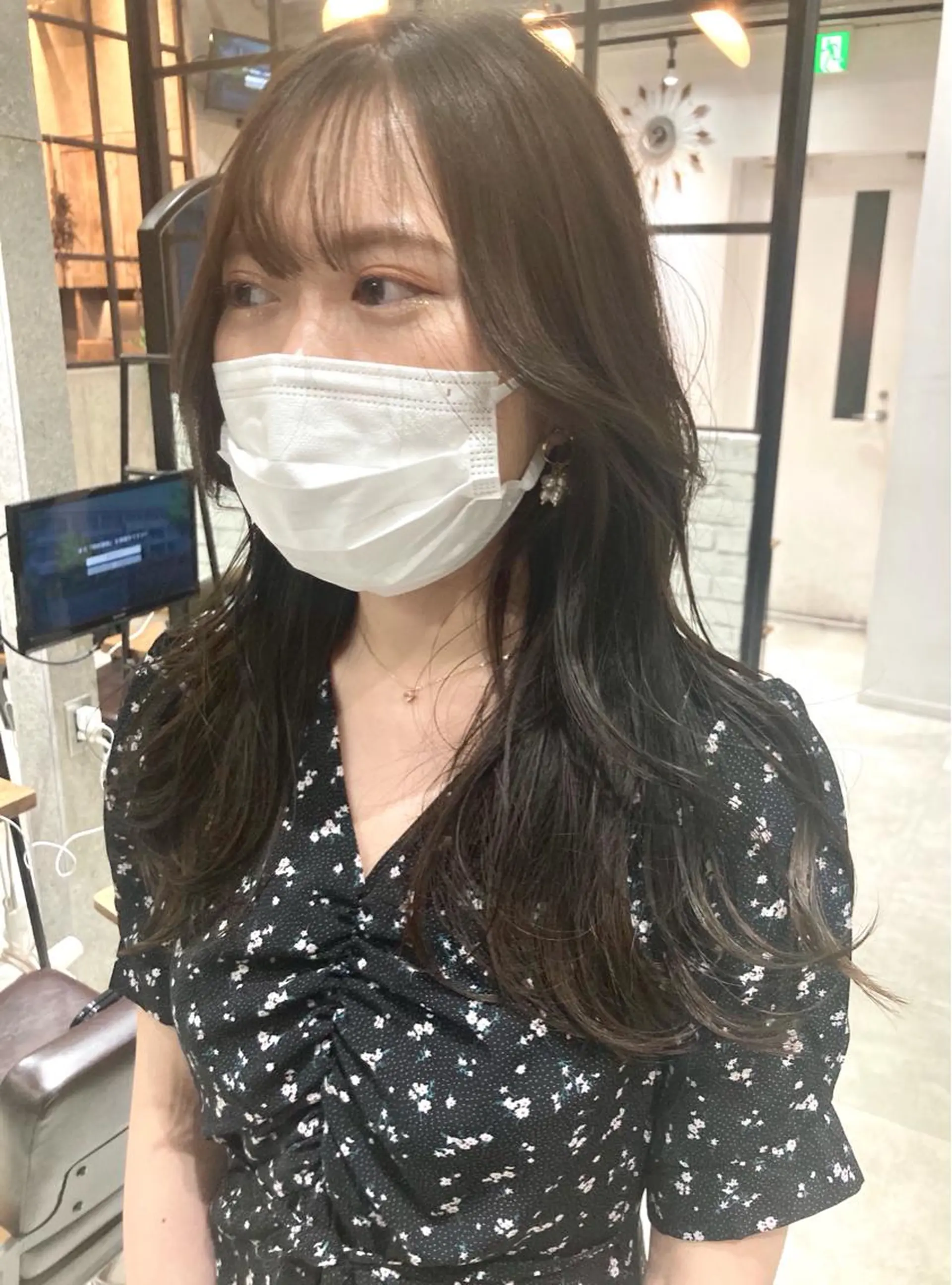 ミディアム 韓国風ヘア レイヤーカット カット ヘアカラー トリートメント 🌈透明感カラー 韓 国ヘアこうたろうのヘアスタイル