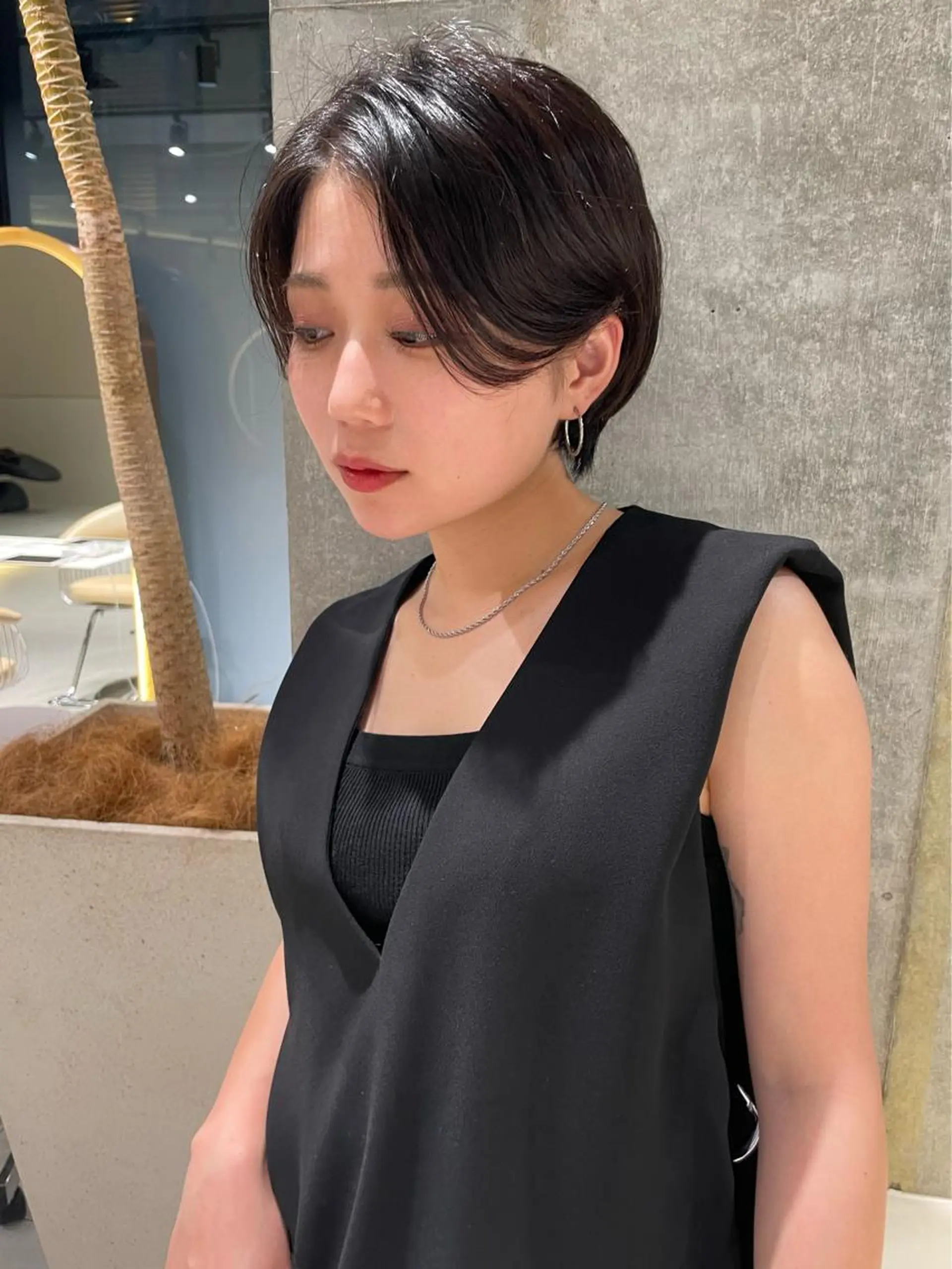 ショート カット ヘアカラー トリートメント 💛美髪ハイトーン LEON🩶のヘアスタイル
