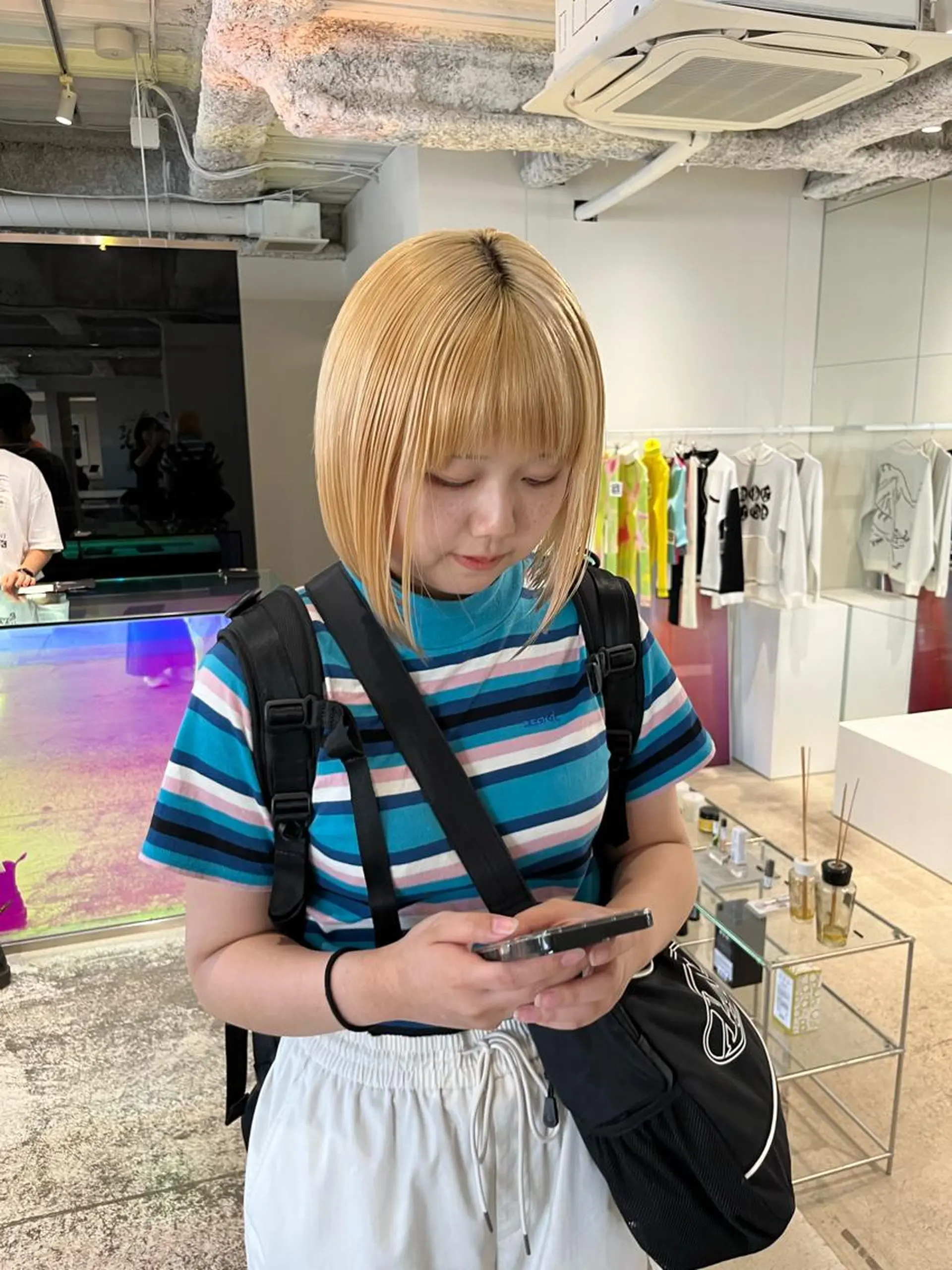 ミディアム ANY／ Nanaのヘアスタイル