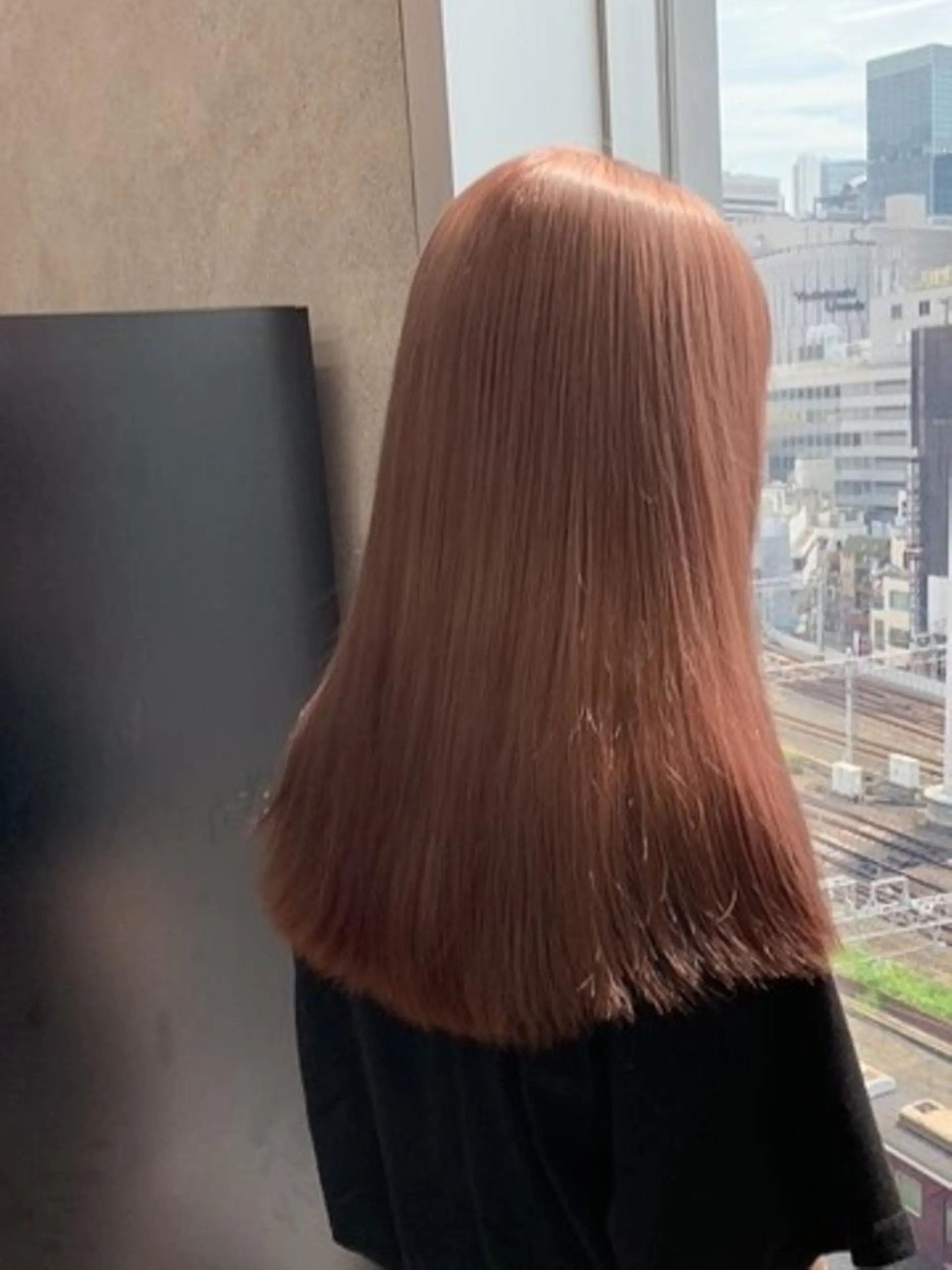ロング ショートボブ ボブ ハイライト 髪質改善 縮毛矯正 ヘアカラー トリートメント ヘアセット 奈良一番ミルクティー ベージュしています⭐のヘアスタイル