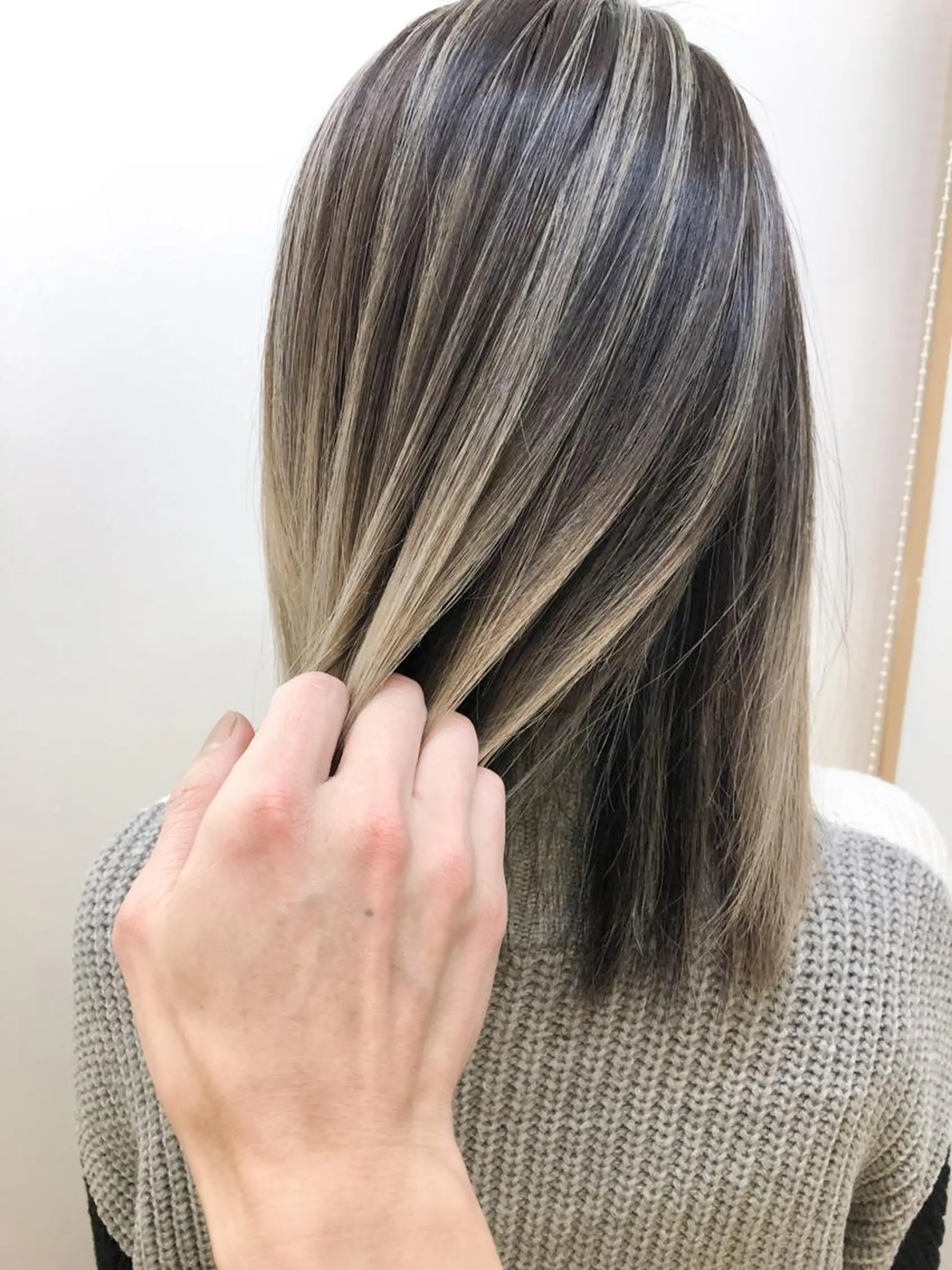 ミディアム カラー グラデーションカラー ハイライトカラー ハイライト WONK. ウォンク 心斎橋のヘアスタイル