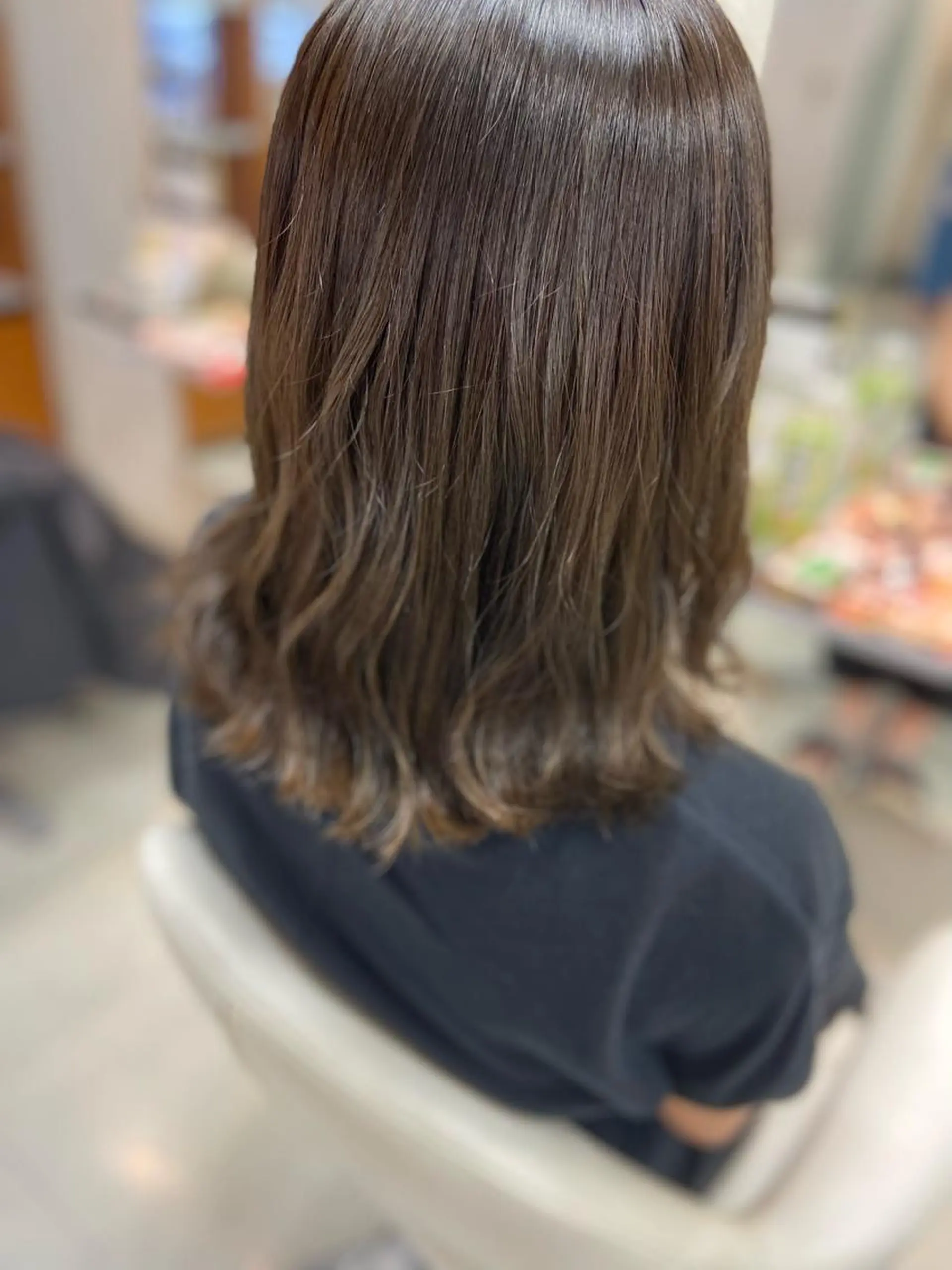 セミロング カラー グレージュ ヘアカラー トリートメント 菊地 美憂のヘアスタイル