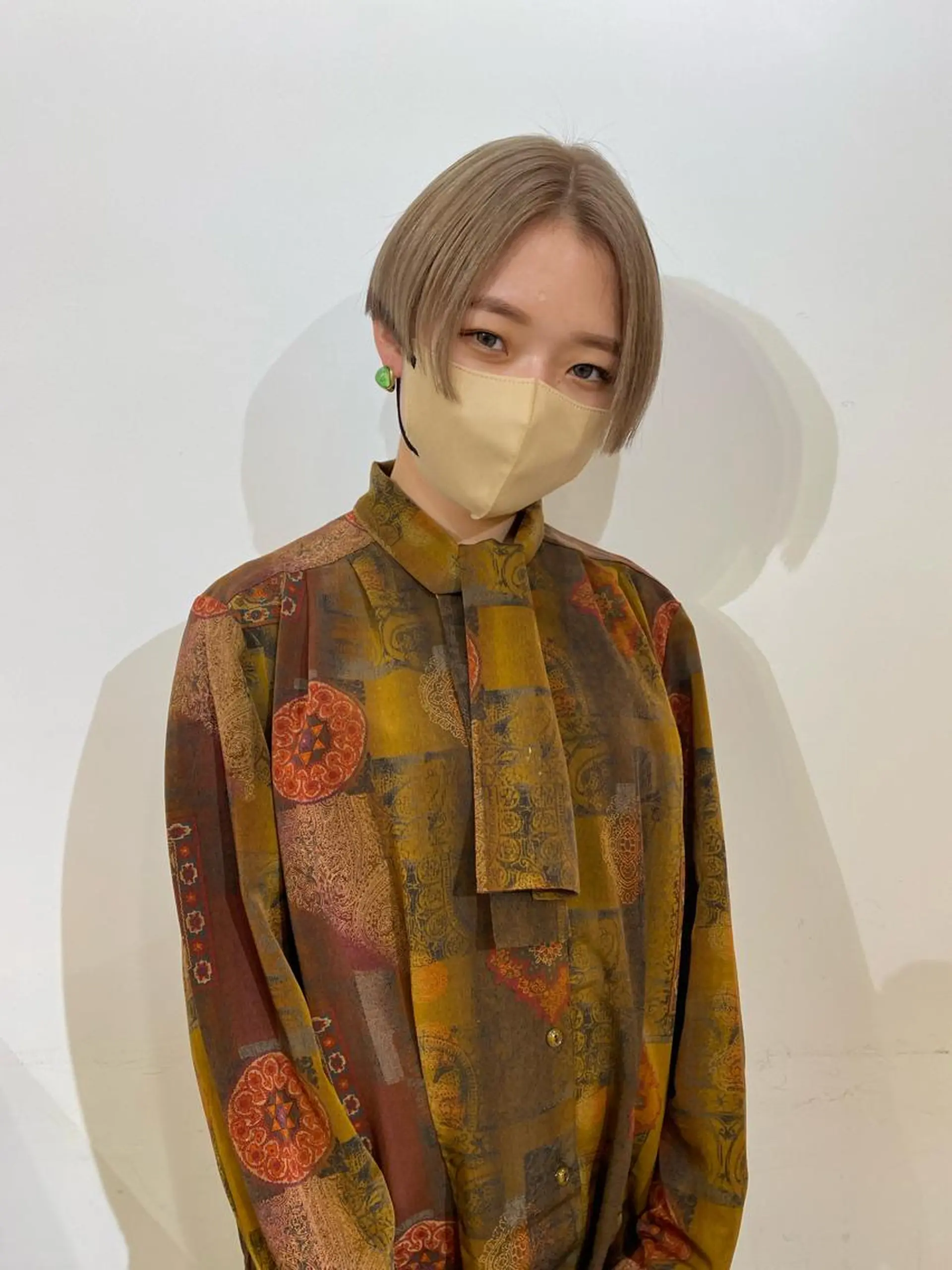 ショート ヘアカラー 谷川 あかりのヘアスタイル