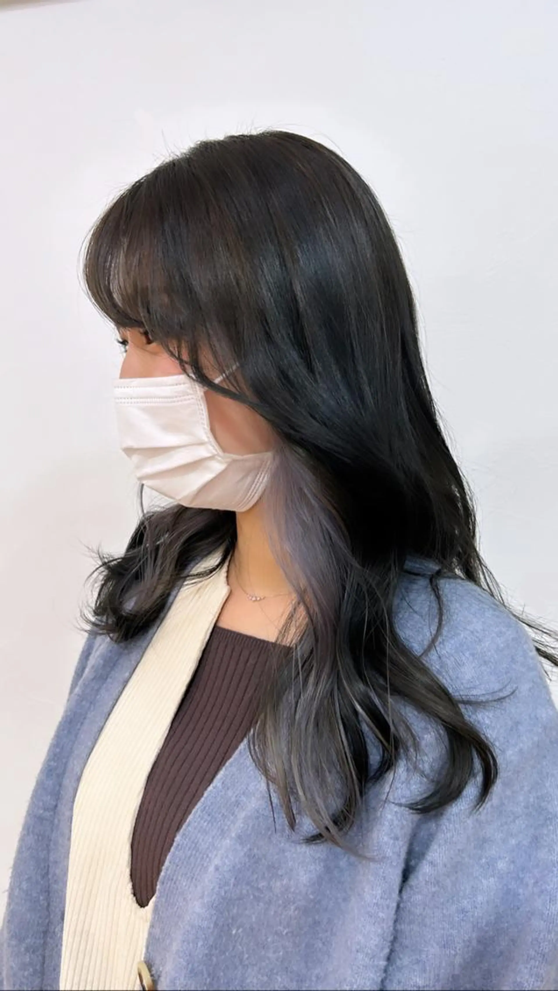 カラー 黒髪 ブルーカラー ブルーブラック ヘアカラー たきぐち さくらのヘアスタイル