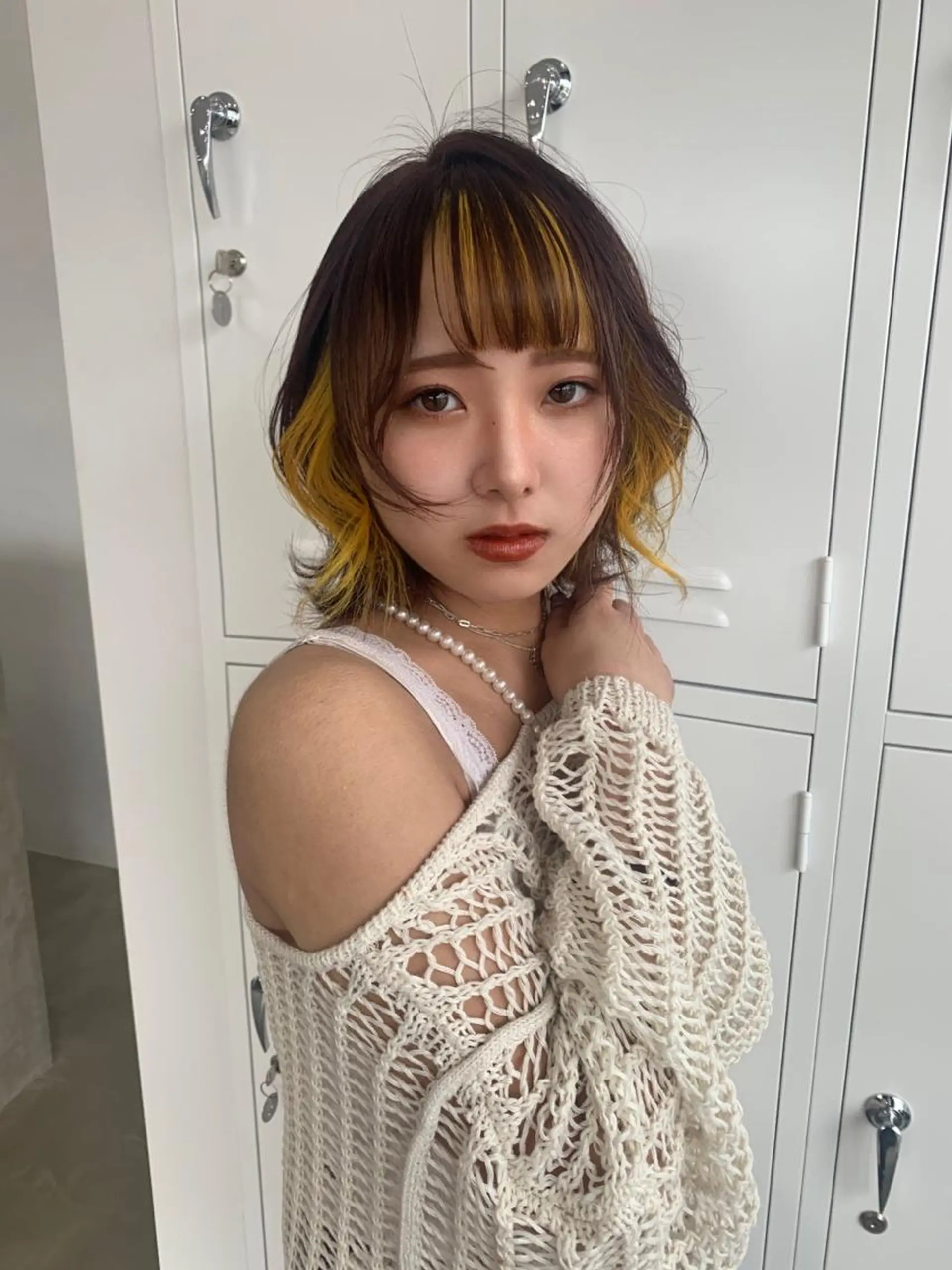 ミディアム カラー ブラウンカラー イエローカラー YU KIのヘアスタイル