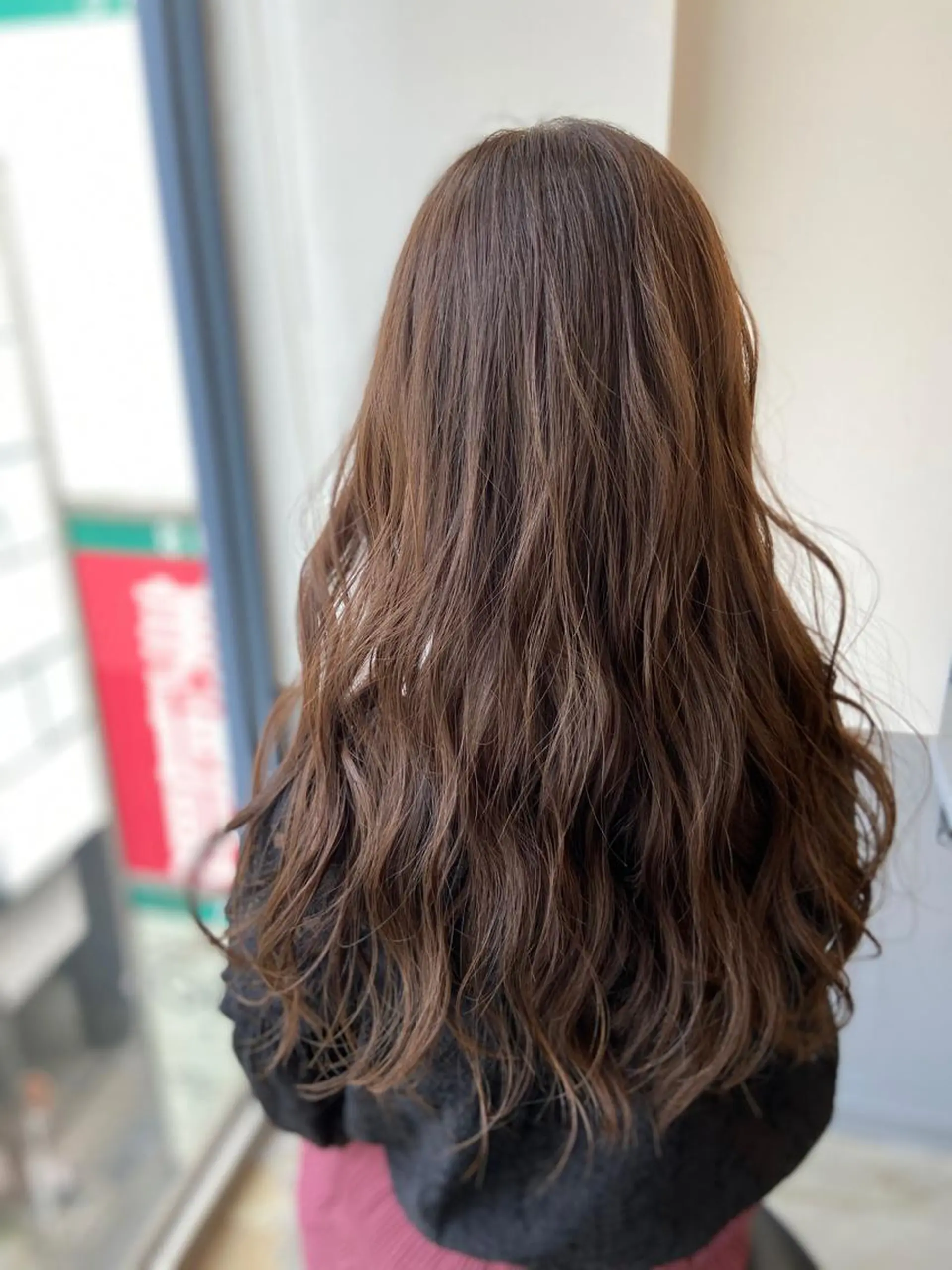 ロング カラー 透明感カラー グレージュ La Bonheur hair etoile所属・SAITO YUTAのヘアスタイル