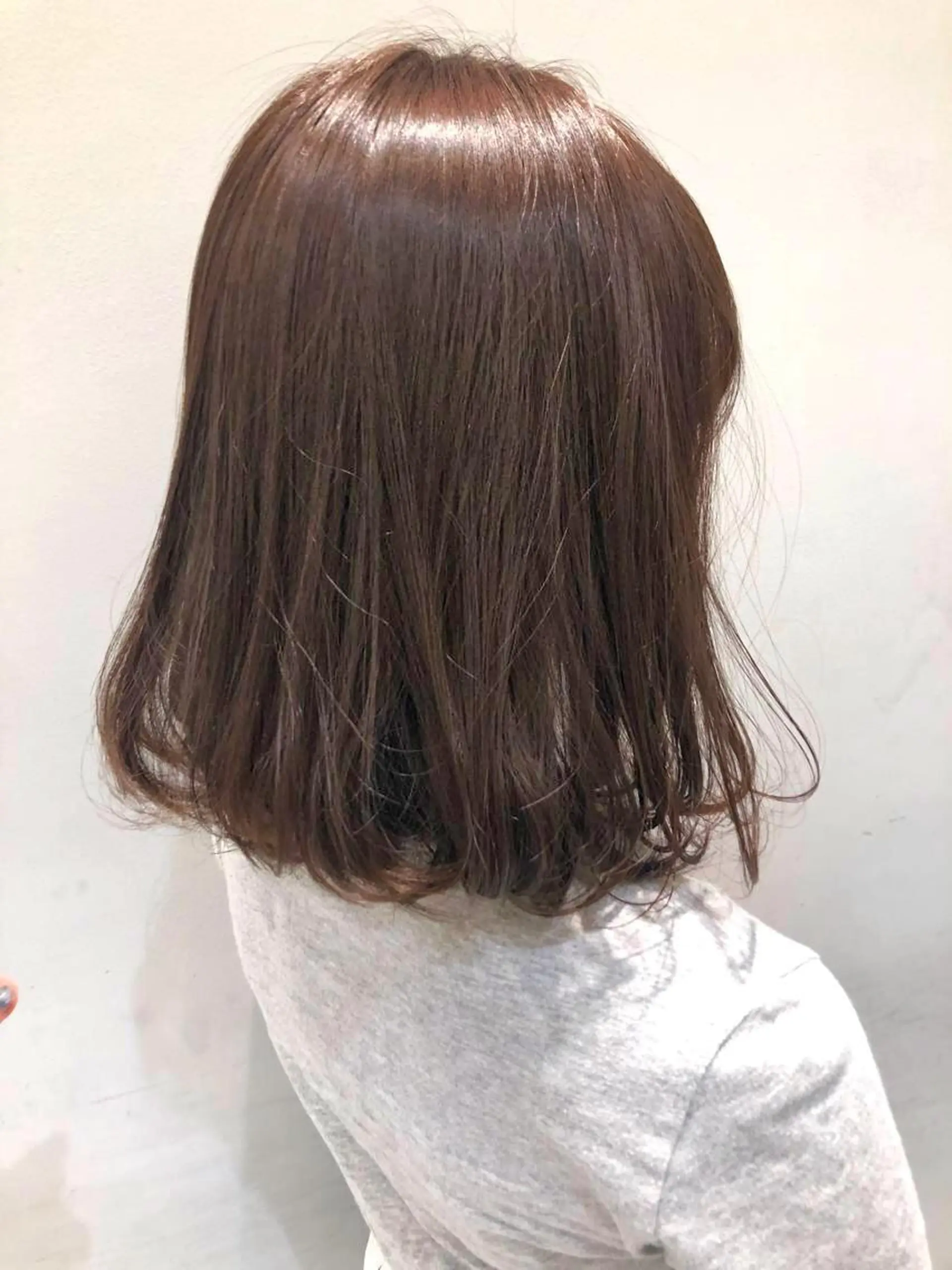 ミディアム カラー メンズ アッシュ アッシュグレー アッシュグレージュ 透明感カラー グレージュ 鈴木 真司のヘアスタイル