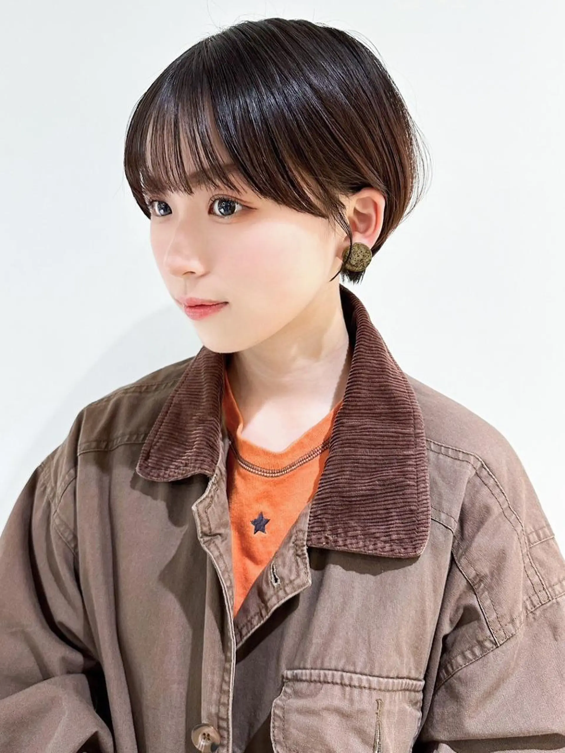 カラー ショート ベージュカラー グレージュ カット ヘアカラー トリートメント ITbyALBUM 中野店のヘアスタイル