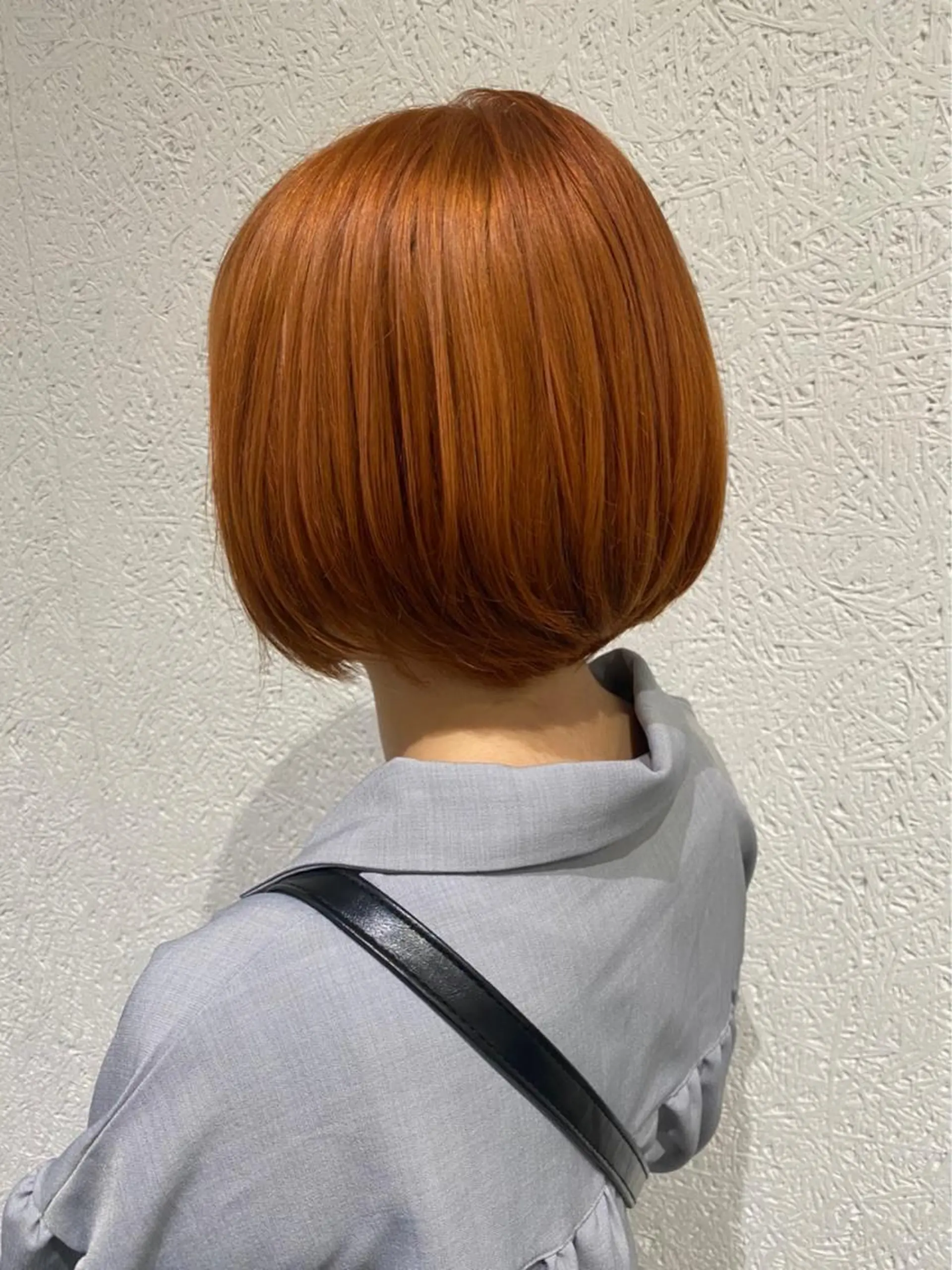 ショート カラー オレンジ 上田 紗也のヘアスタイル