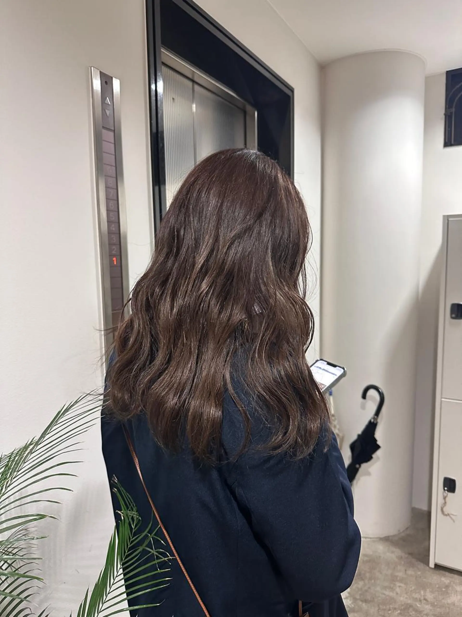 ロング カラー ブラウンカラー ピンクカラー ピンクブラウン hina／似合わせ color／髪質改善のヘアスタイル