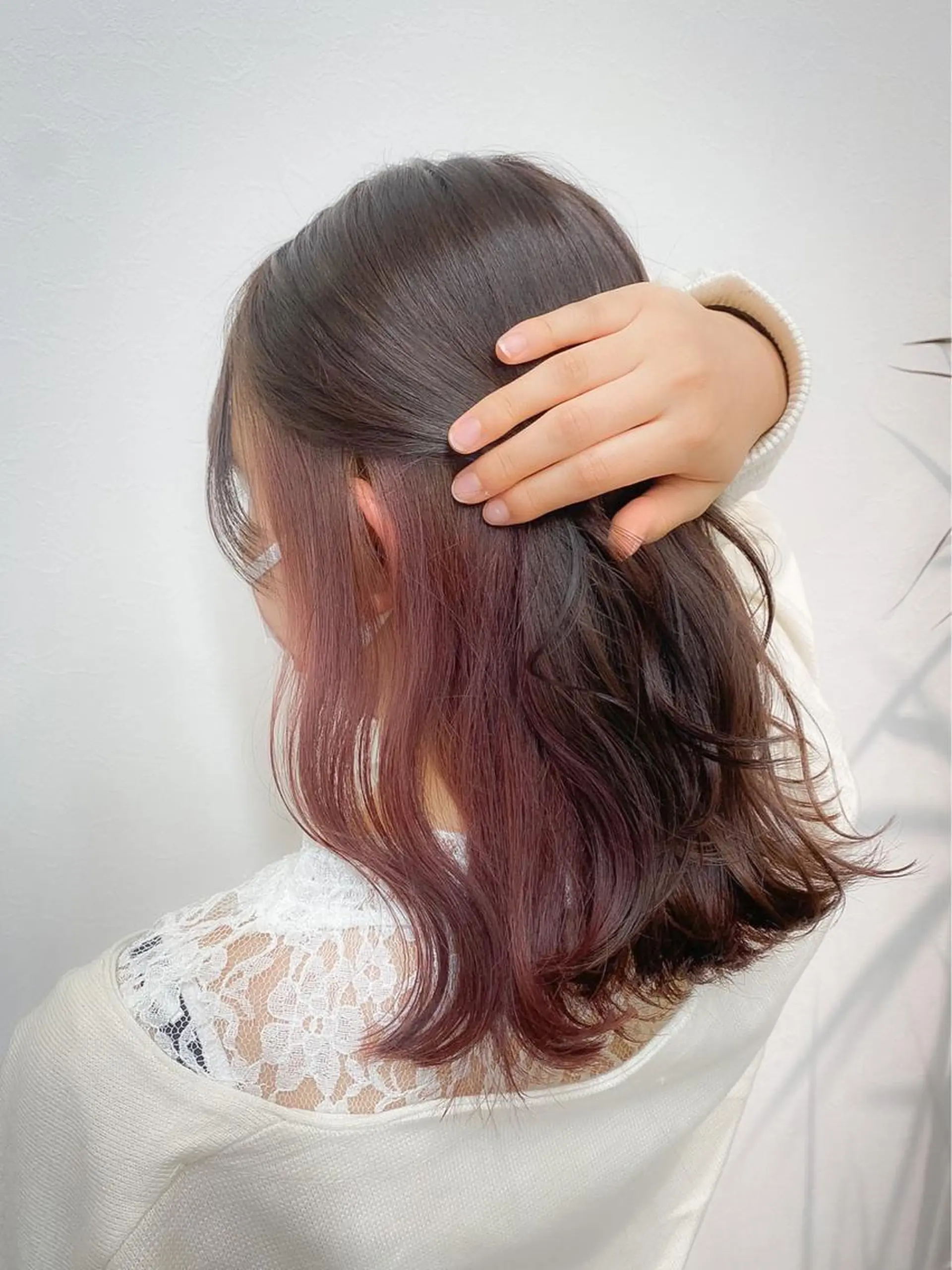 ミディアム カラー THE ESCALA 町田所属・町田縮毛矯正/ 髪質改善/美髪特化のヘアスタイル