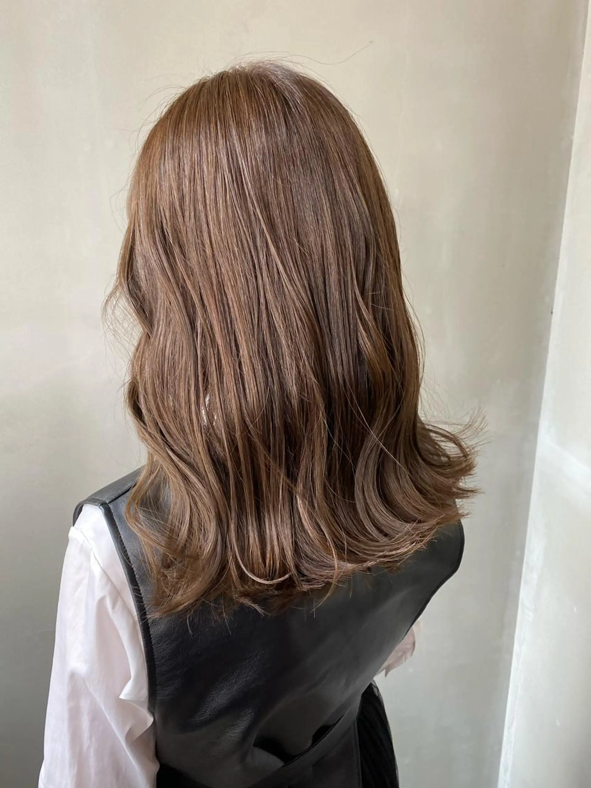 セミロング カラー ベージュカラー カット ヘアカラー DAYS 2nd 久木山湧也のヘアスタイル