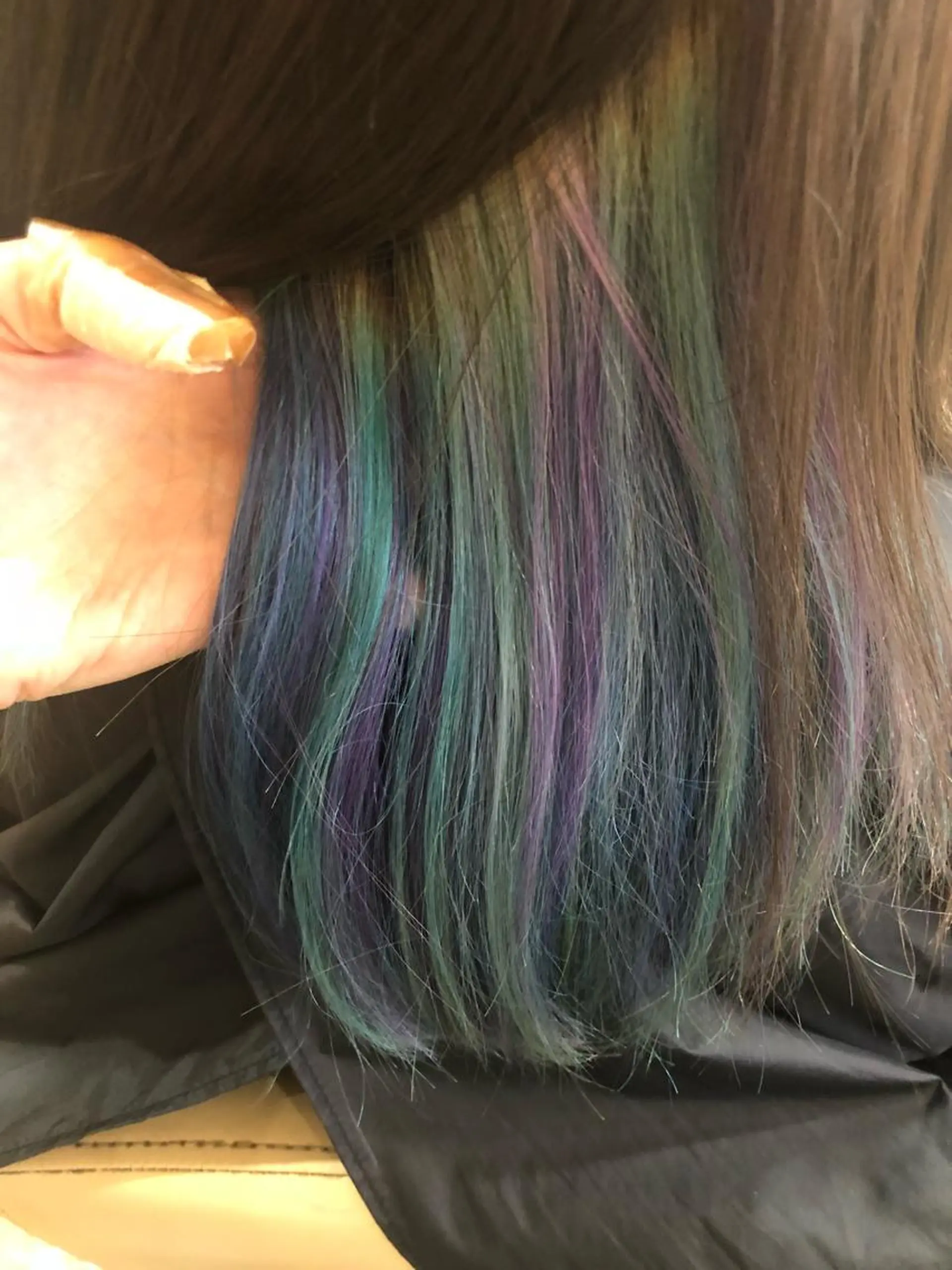 セミロング カラー ユニコーンカラー 國次 夕貴のヘアスタイル