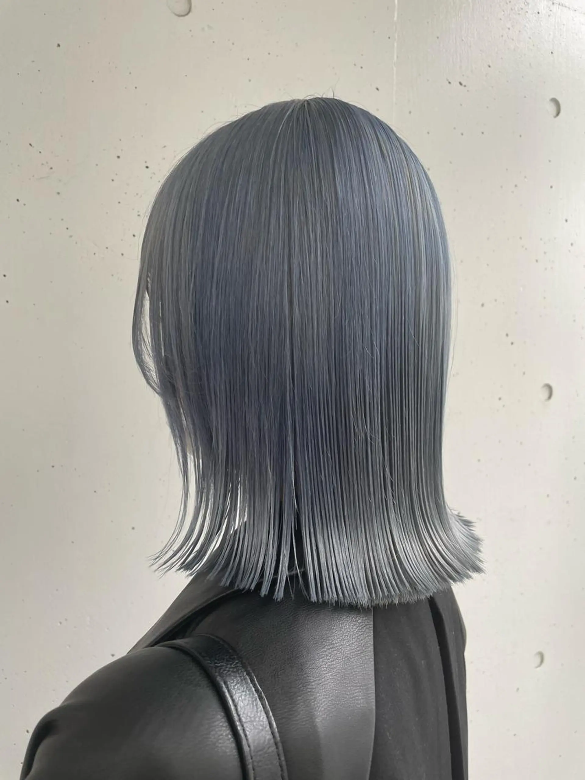 ミディアム カラー ブリーチ ブルーカラー 透明感カラー ヘアカラー トリートメント ブリーチ/レイヤー 💙ayame💙のヘアスタイル