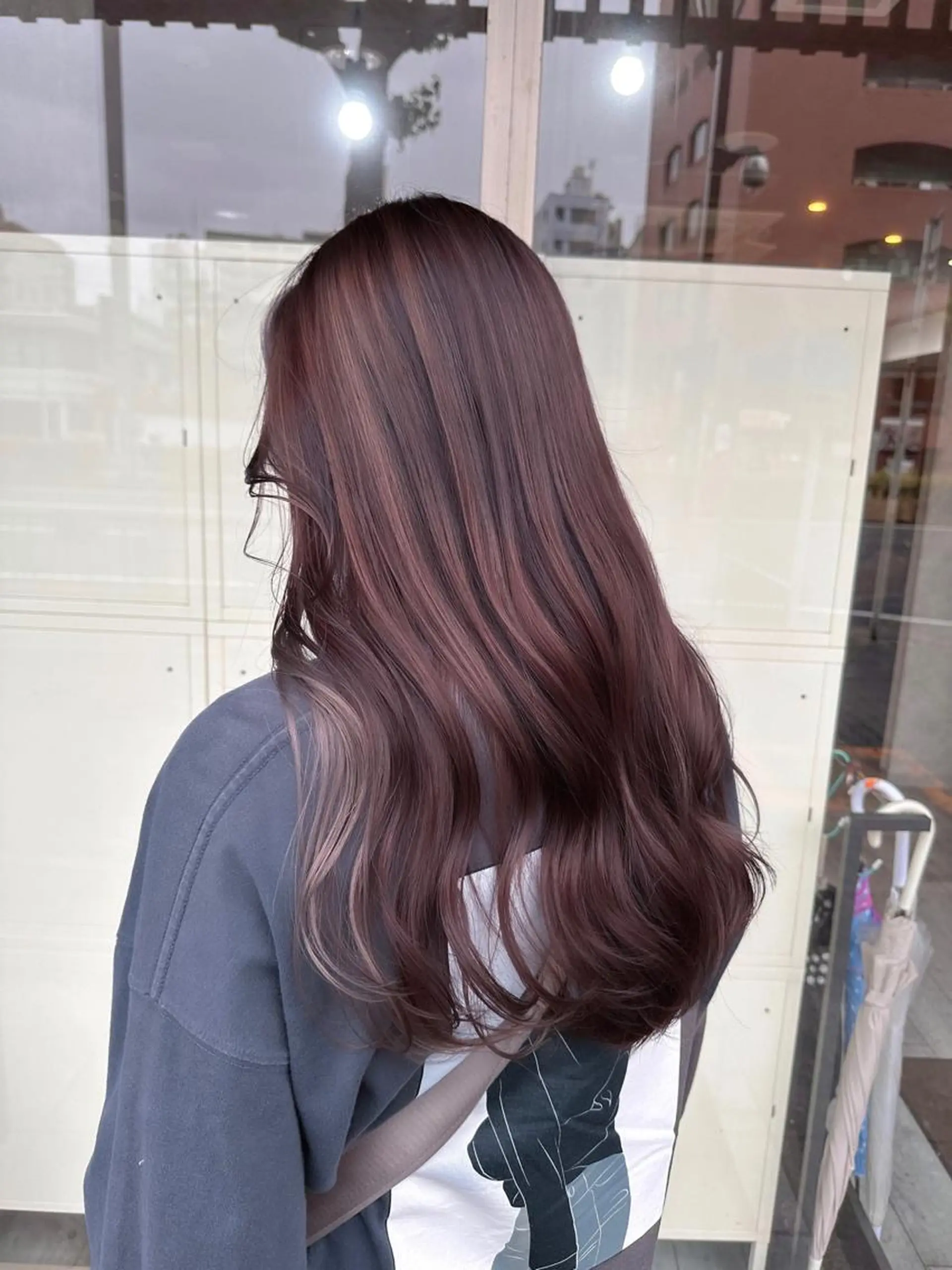 セミロング カラー ベージュカラー ブラウンカラー チョコレートブラウン ホワイトベージュ トリートメント 高橋 みく/ minim 暖色のヘアスタイル