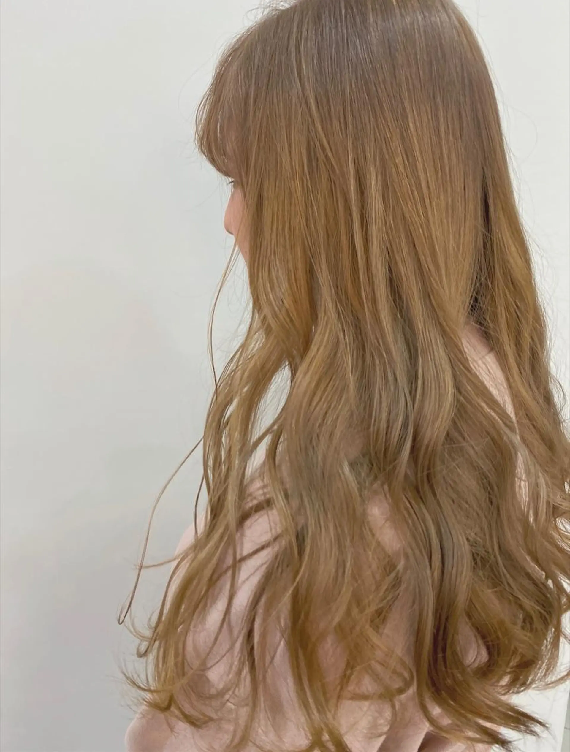 ロング かえ🩶韓国ボブ🎀 透明感カラー🥣のヘアスタイル