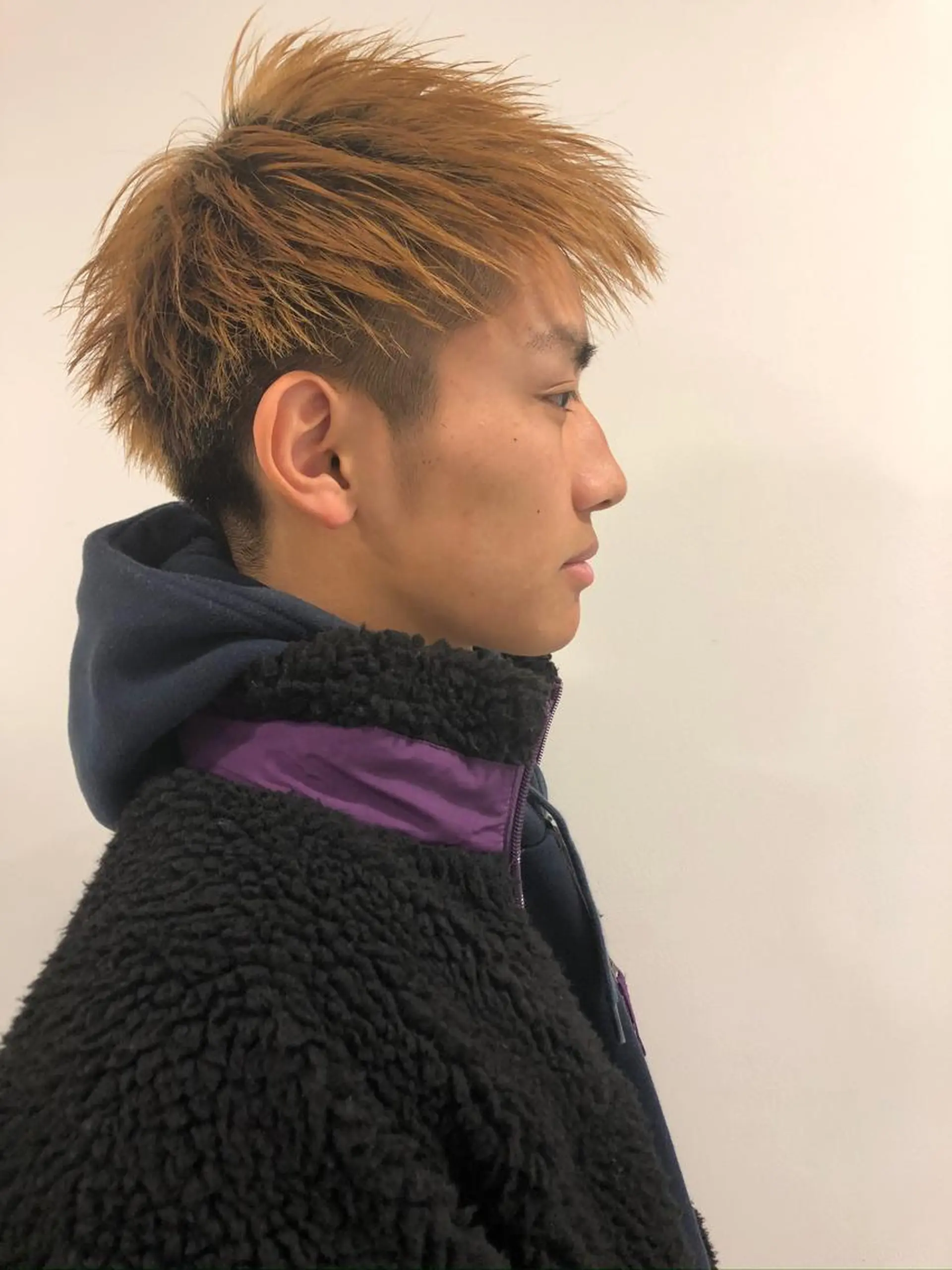 ショート カット ヘアカラー StellA所属・アートディレクター ワダヒサノリのヘアスタイル