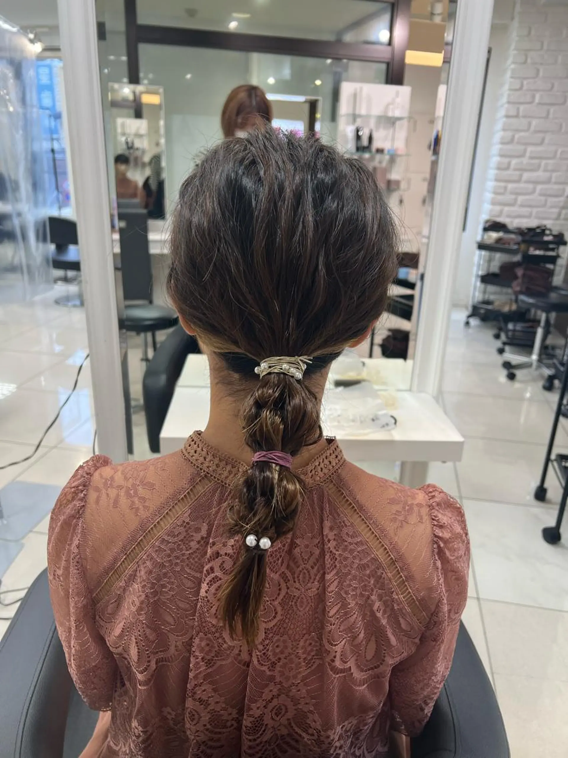 セミロング カラー ヘアアレンジ イヤリングカラー ヘアセット 【暖色カラー特化】 中山由梨のヘアスタイル