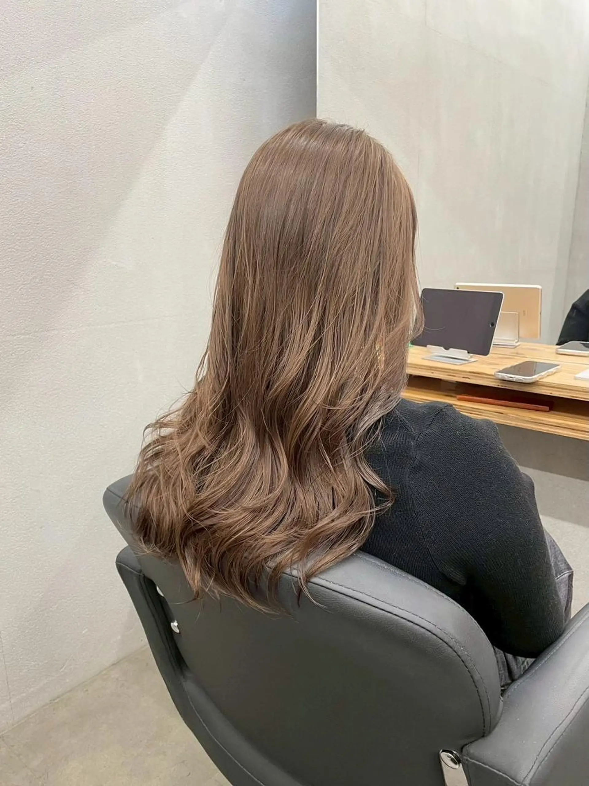 ロング カット ヘアカラー トリートメント N 【エヌ】のヘアスタイル
