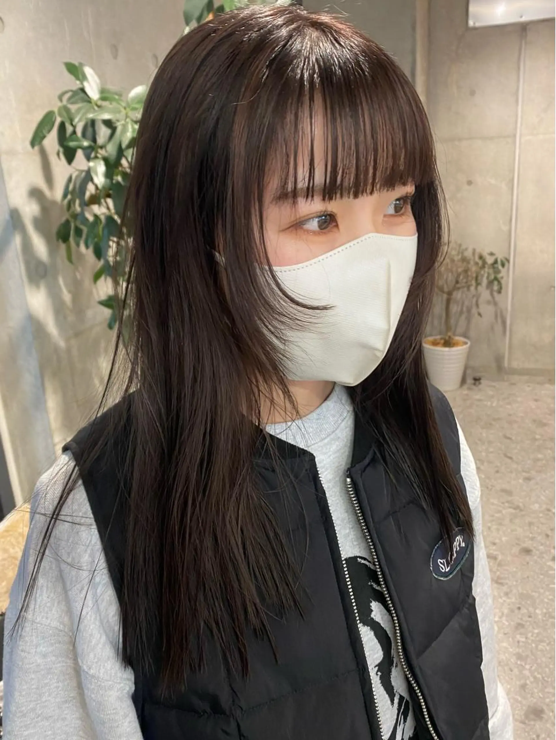 セミロング カラー ブリーチ 透明感カラー ヘアカラー トリートメント Yahiko ハイトーンのヘアスタイル